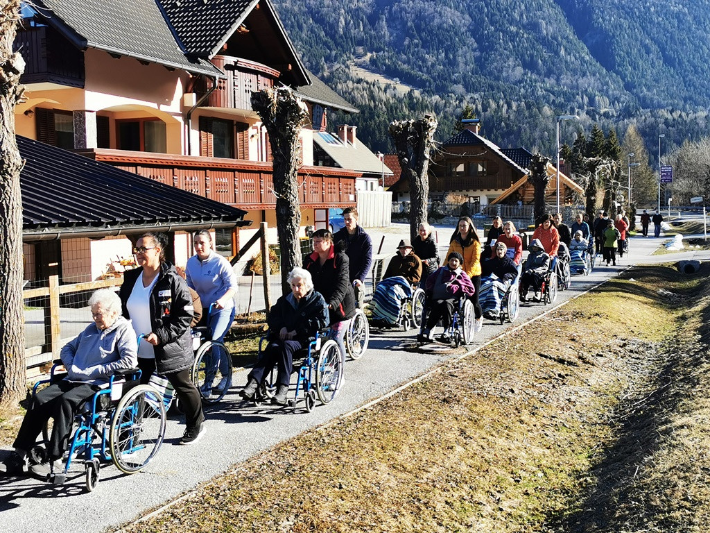 Spomladanski sprehod do Jasne