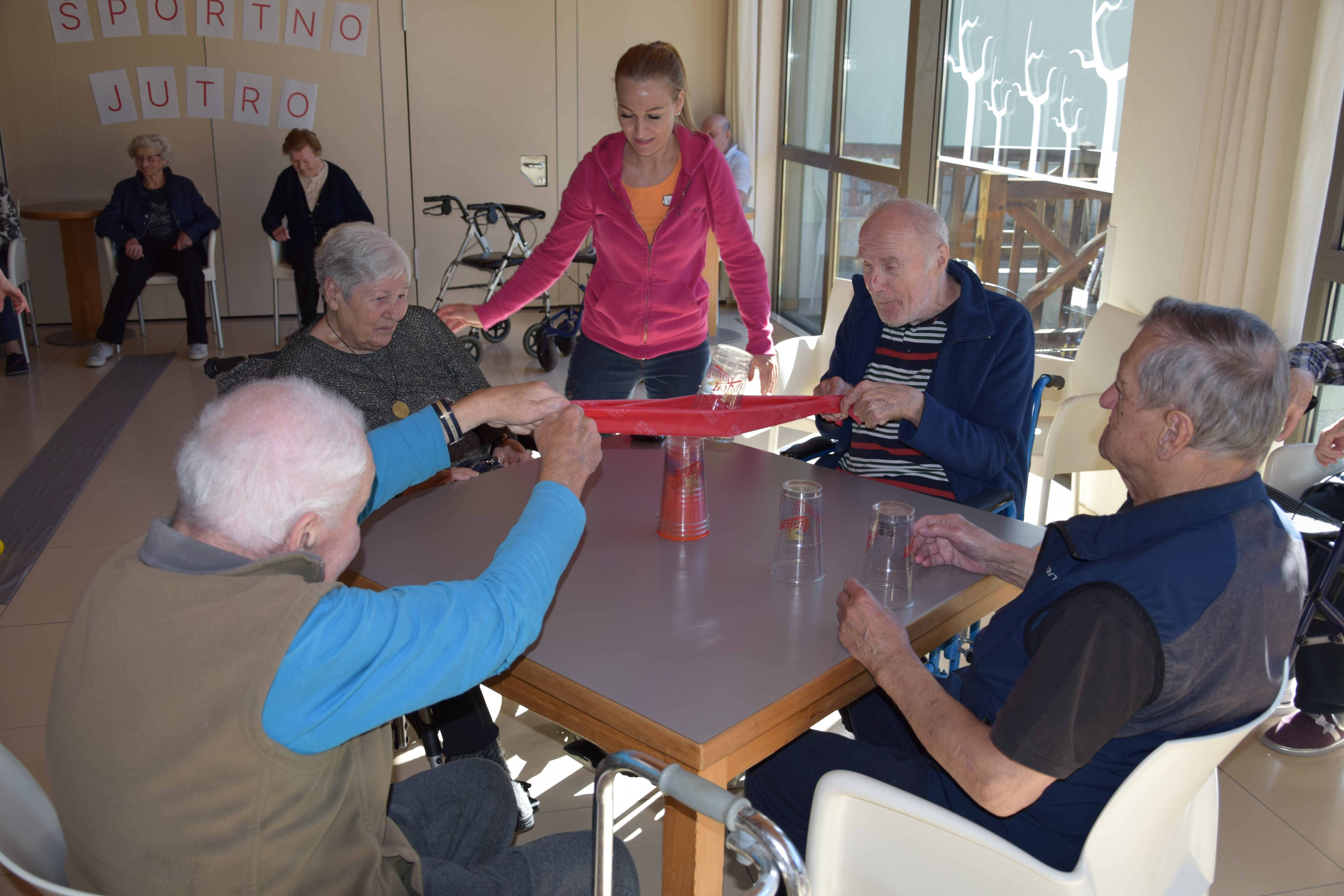 Športne igre v avli