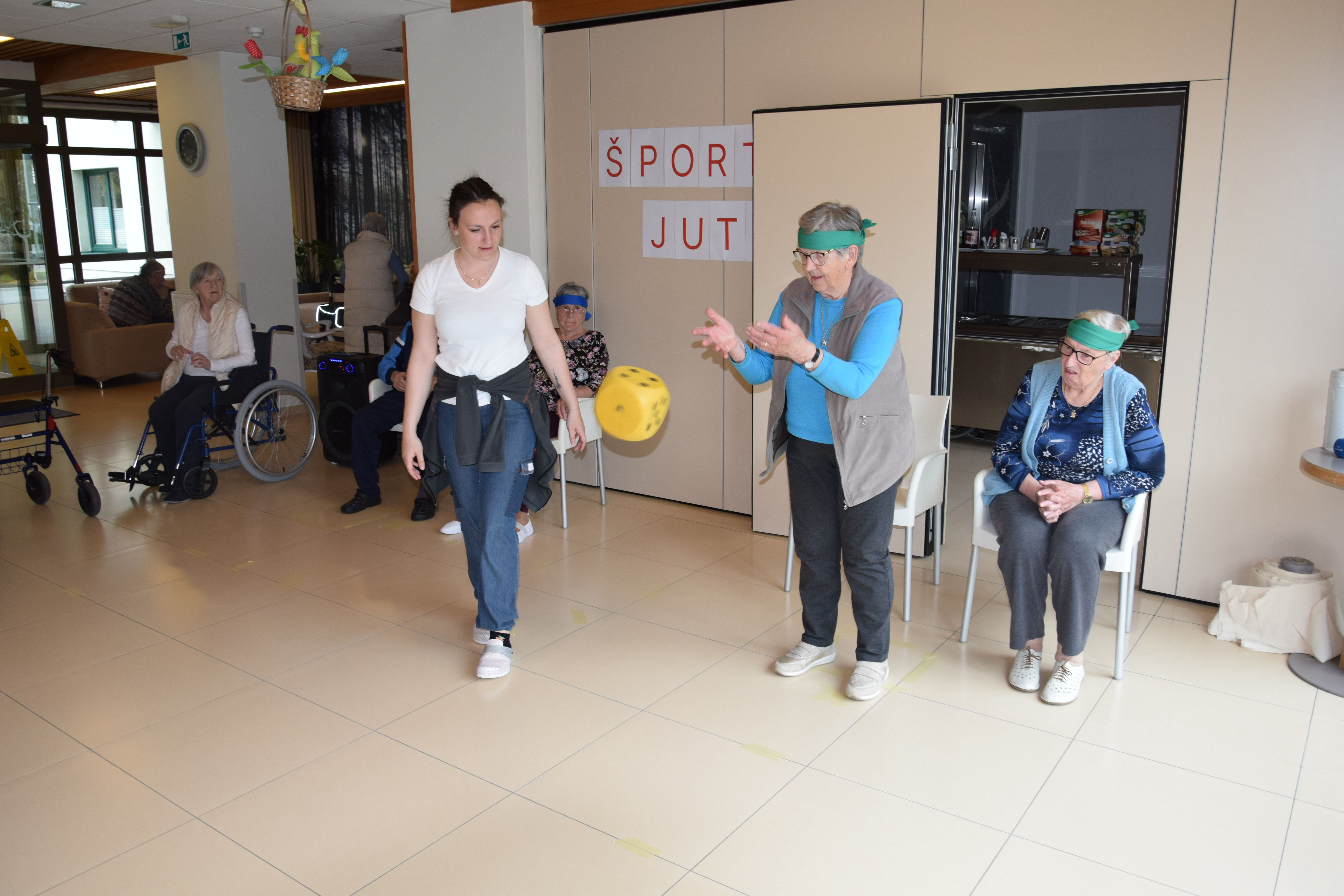 Športno jutro v avli