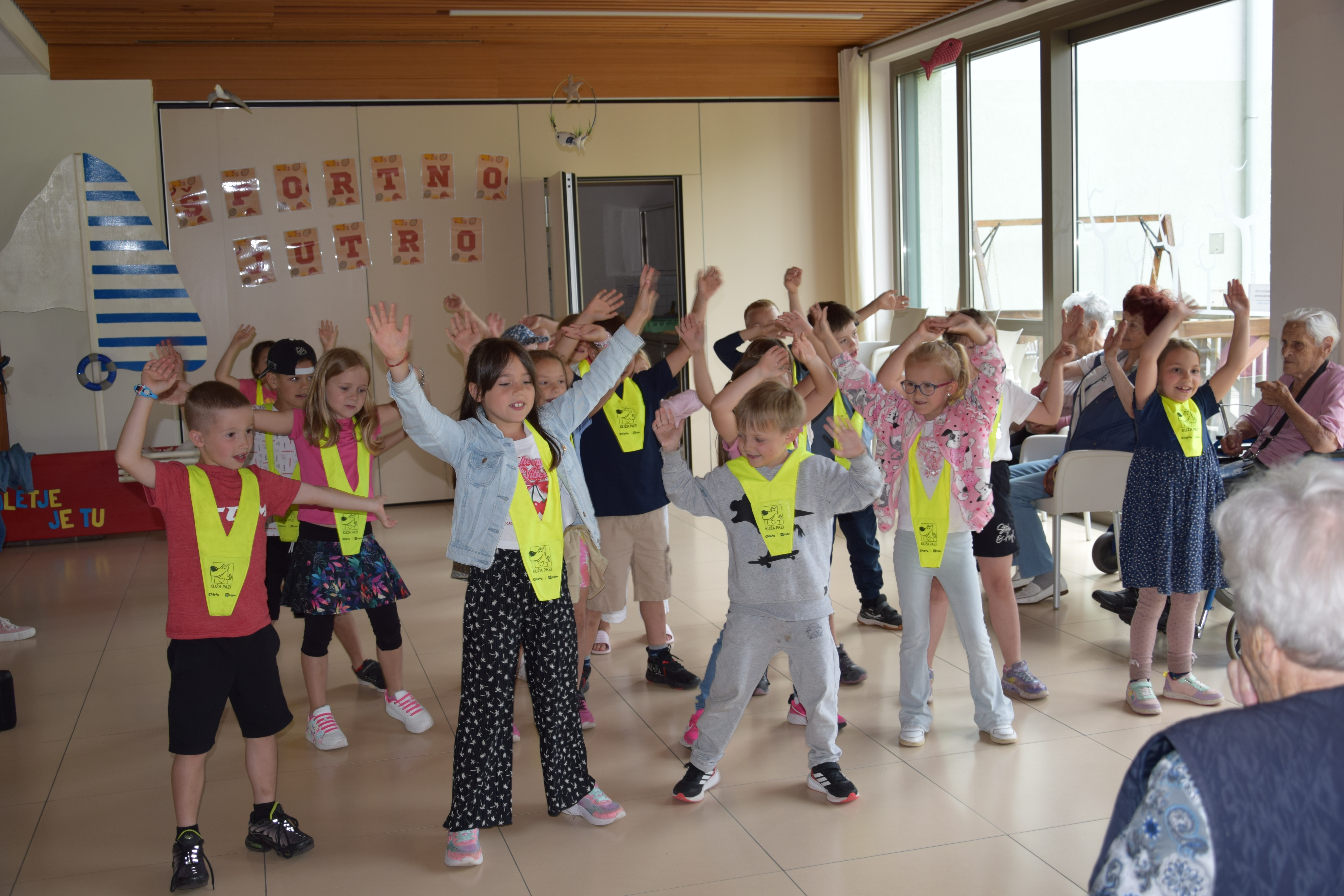 Športno jutro z učenci OŠ Mojstrana