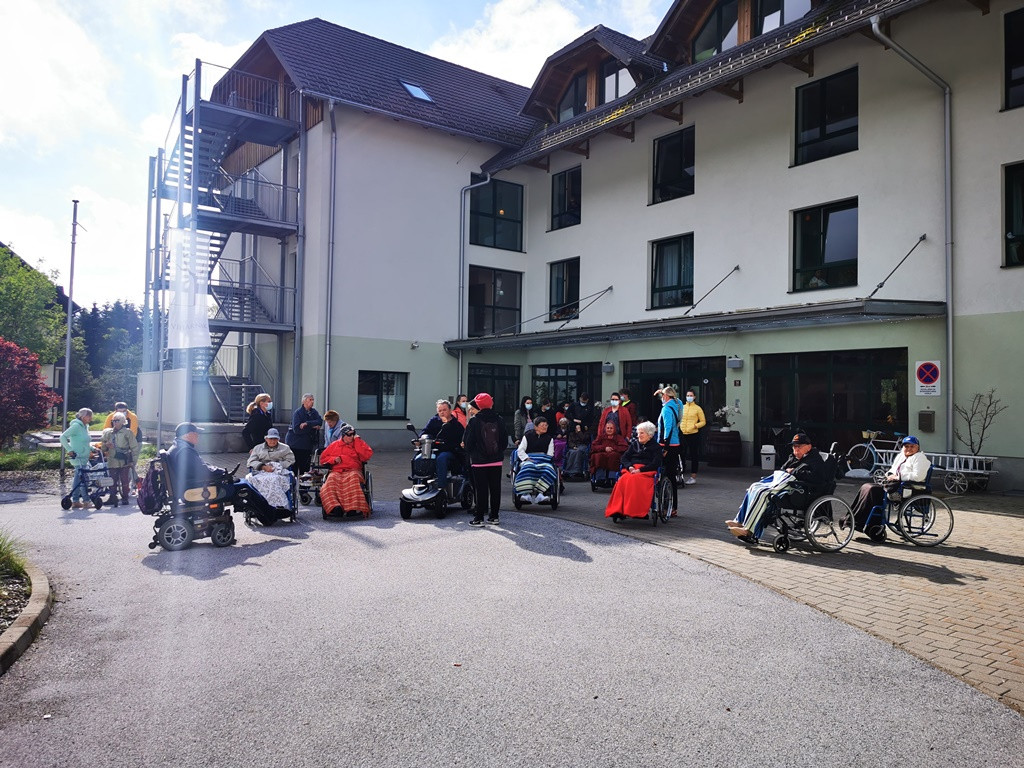 Sprehod »Dan Mladosti« do Jasne