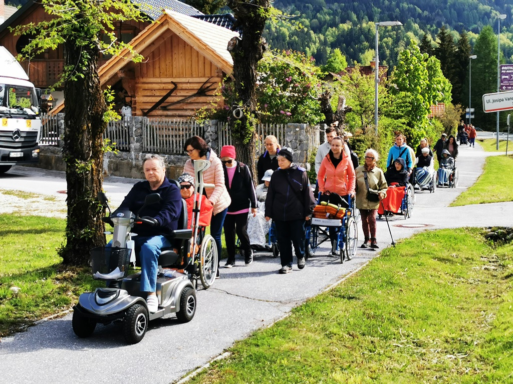 Sprehod »Dan Mladosti« do Jasne