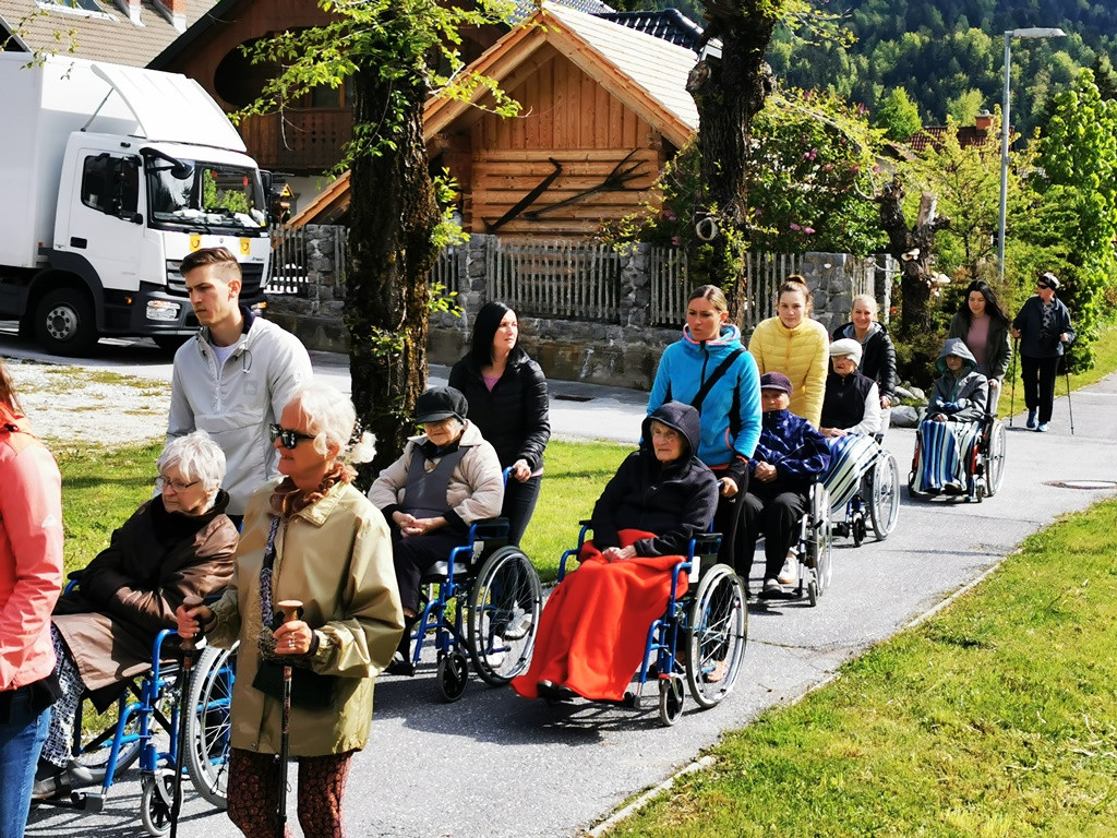 Sprehod »Dan Mladosti« do Jasne