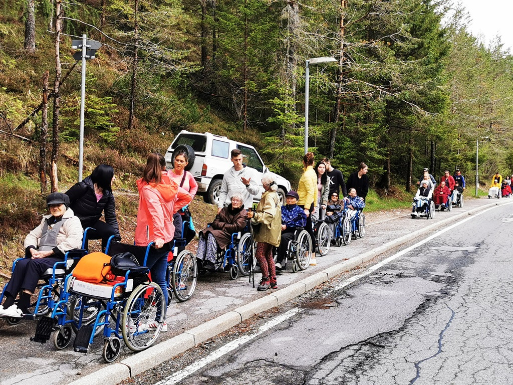 Sprehod »Dan Mladosti« do Jasne