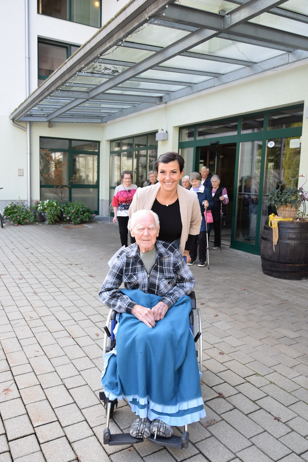 Sprehod in kavica v Kranjski Gori