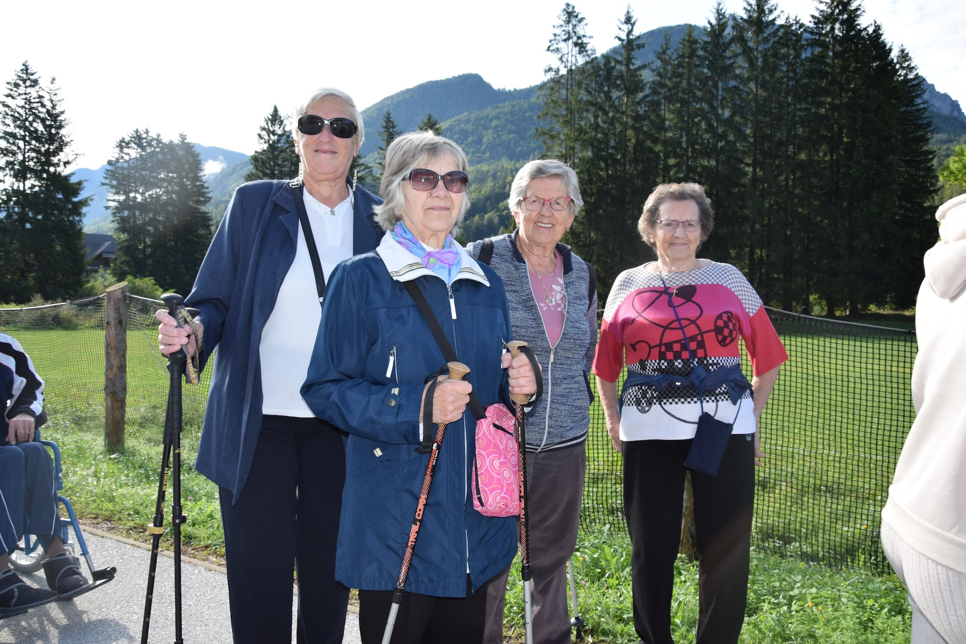 Sprehod in kavica v Kranjski Gori