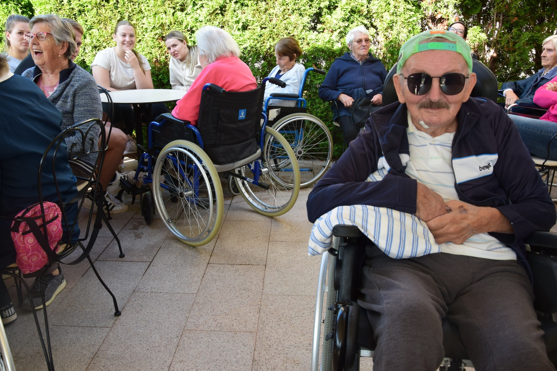 Sprehod in kavica v Kranjski Gori