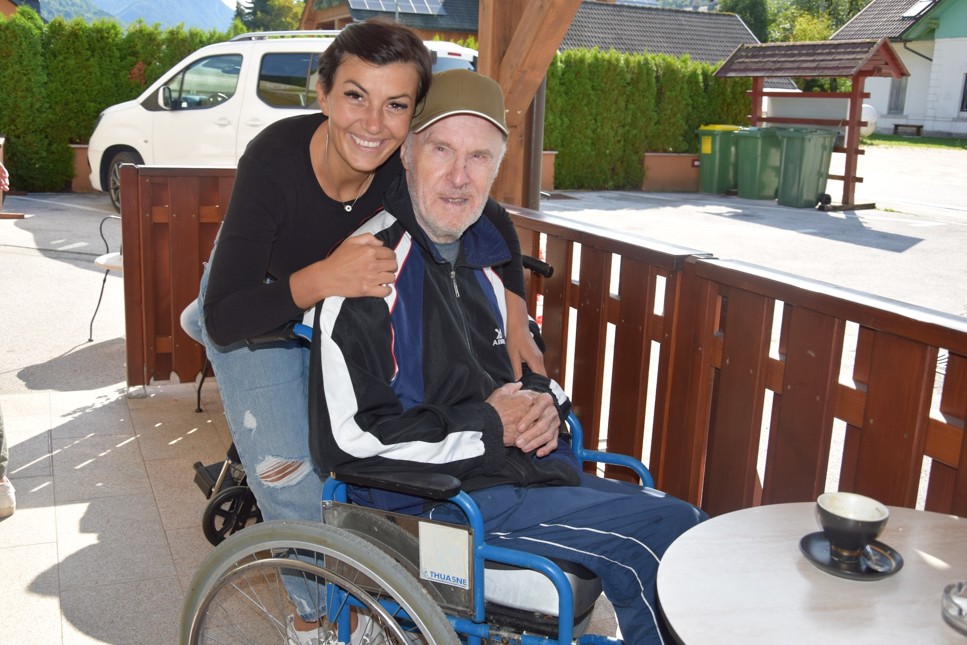 Sprehod in kavica v Kranjski Gori