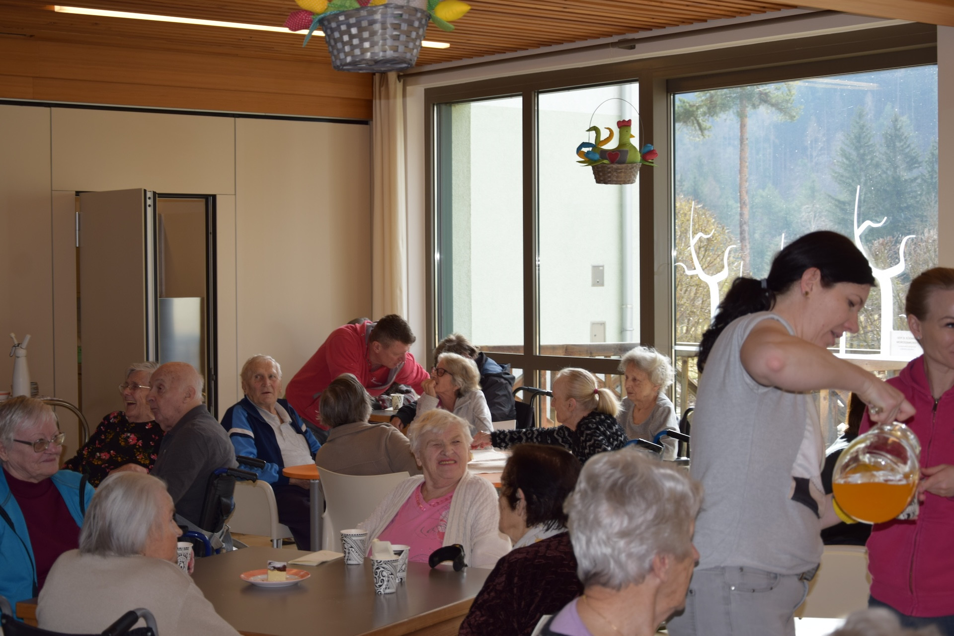 Ta veseli četrtek v avli