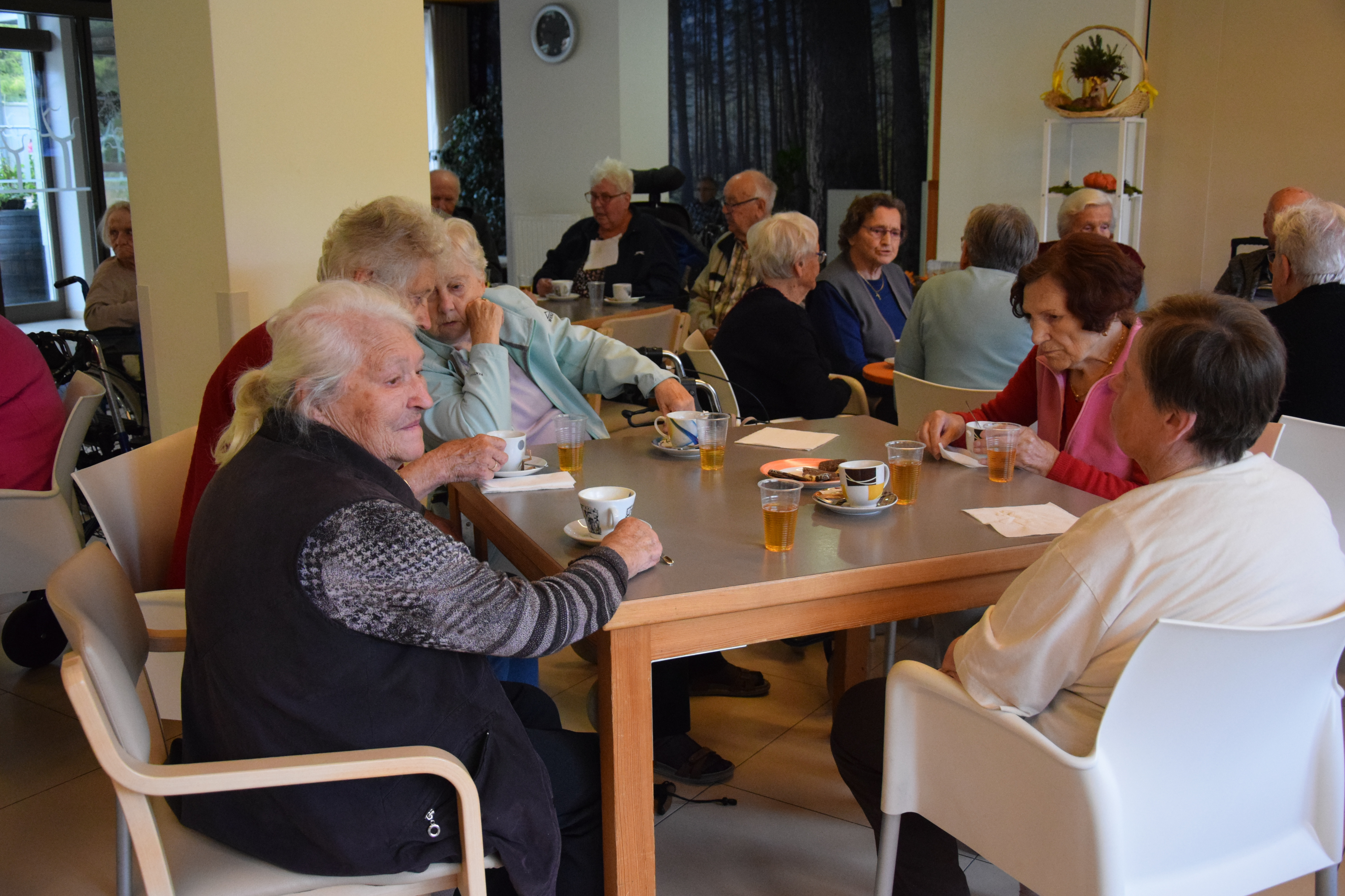 Ta veseli četrtek v avli