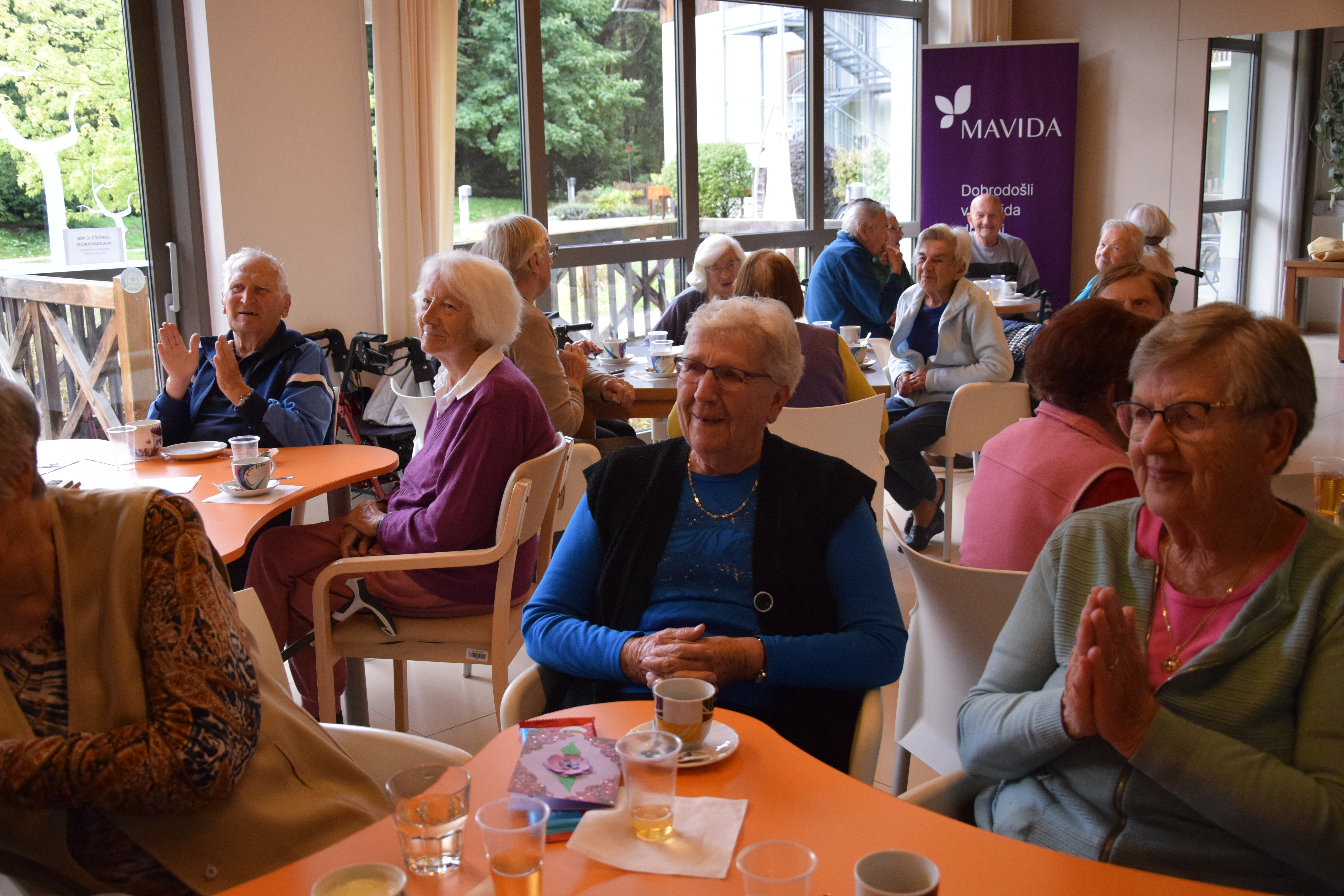 Ta veseli četrtek v avli