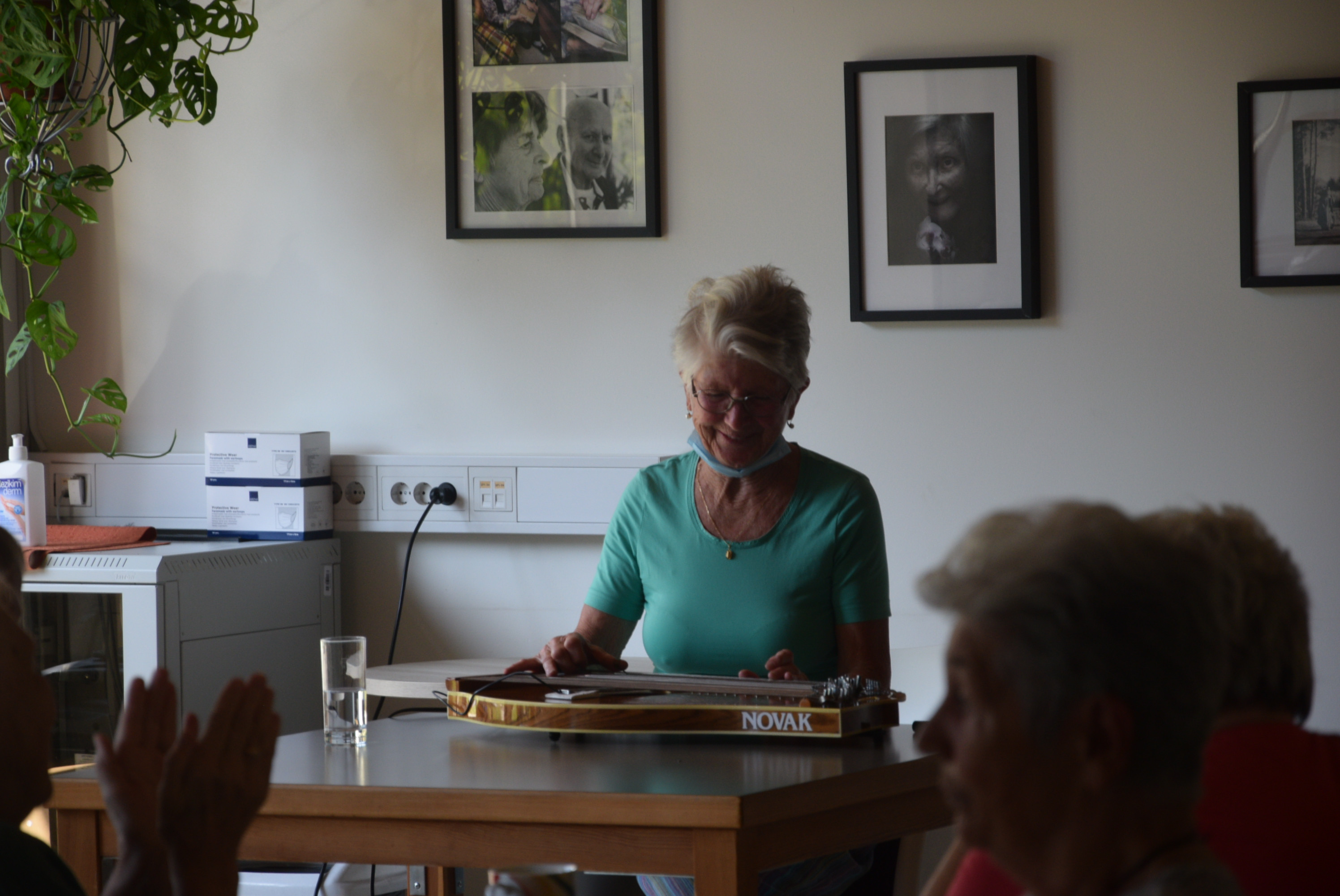 Ta veseli petek, 13.