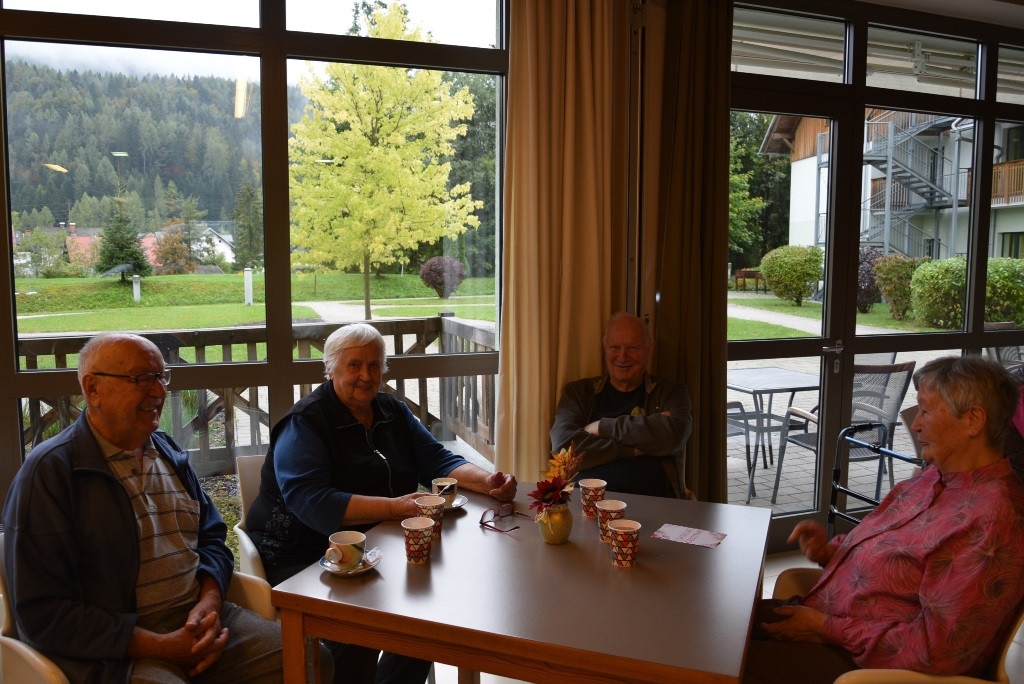 Ta veseli petek in klapa Gallus