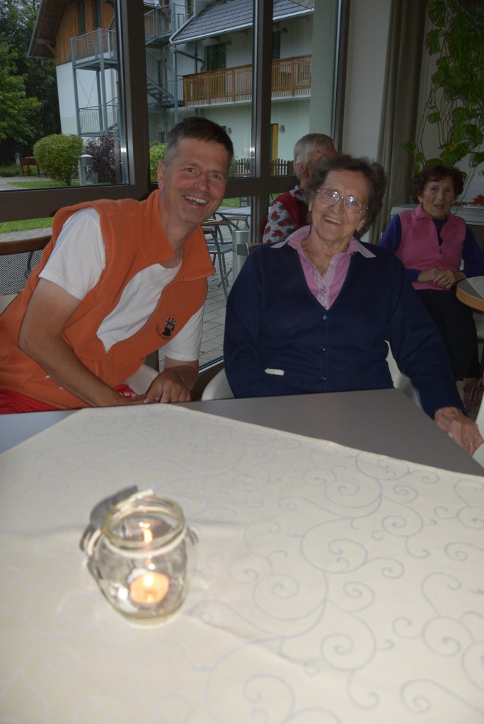 Ta veseli petek in klapa Gallus (Mednarodni dan starejših)