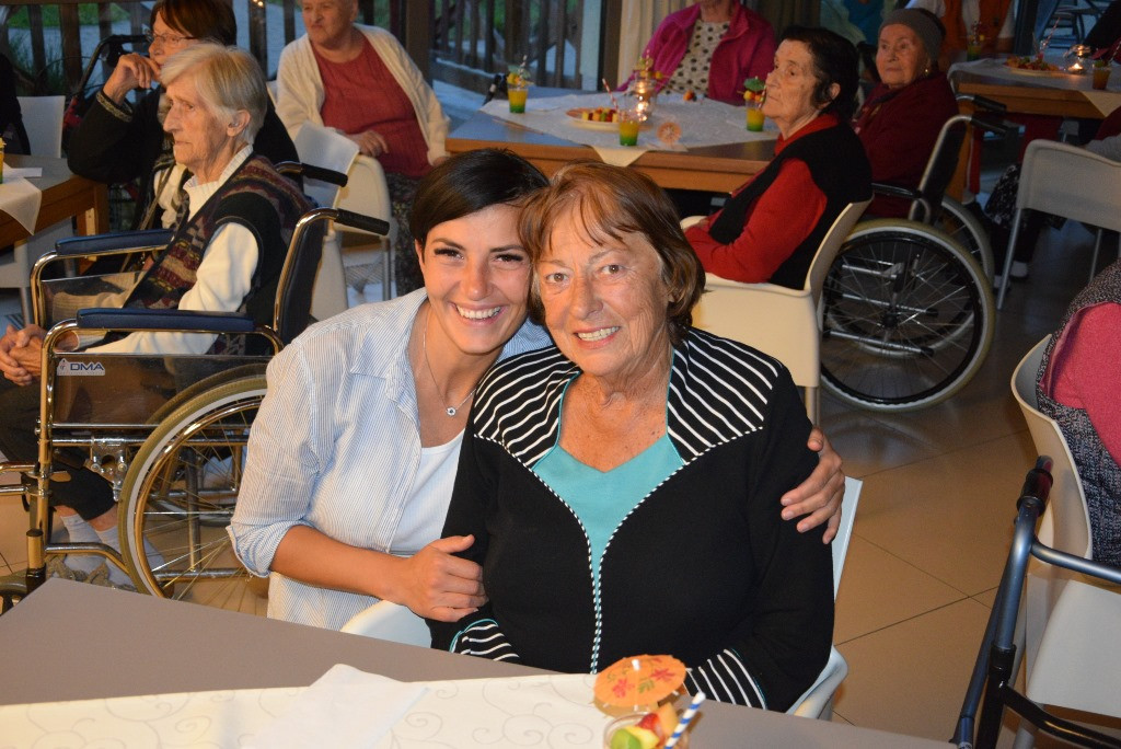 Ta veseli petek in klapa Gallus (Mednarodni dan starejših)