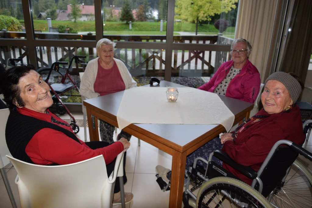 Ta veseli petek in klapa Gallus (Mednarodni dan starejših)