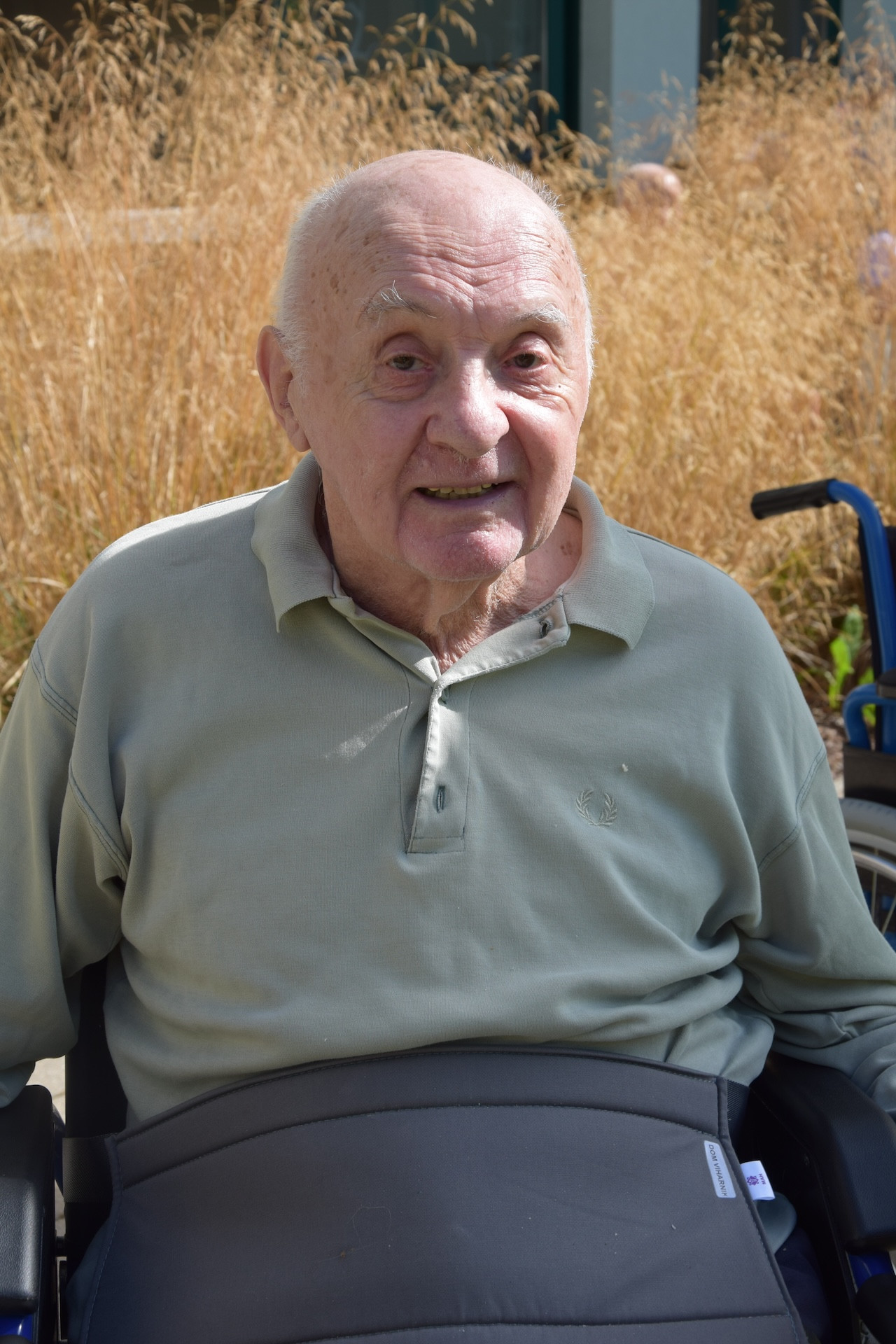 Ta veseli petek - Tropski viharnik