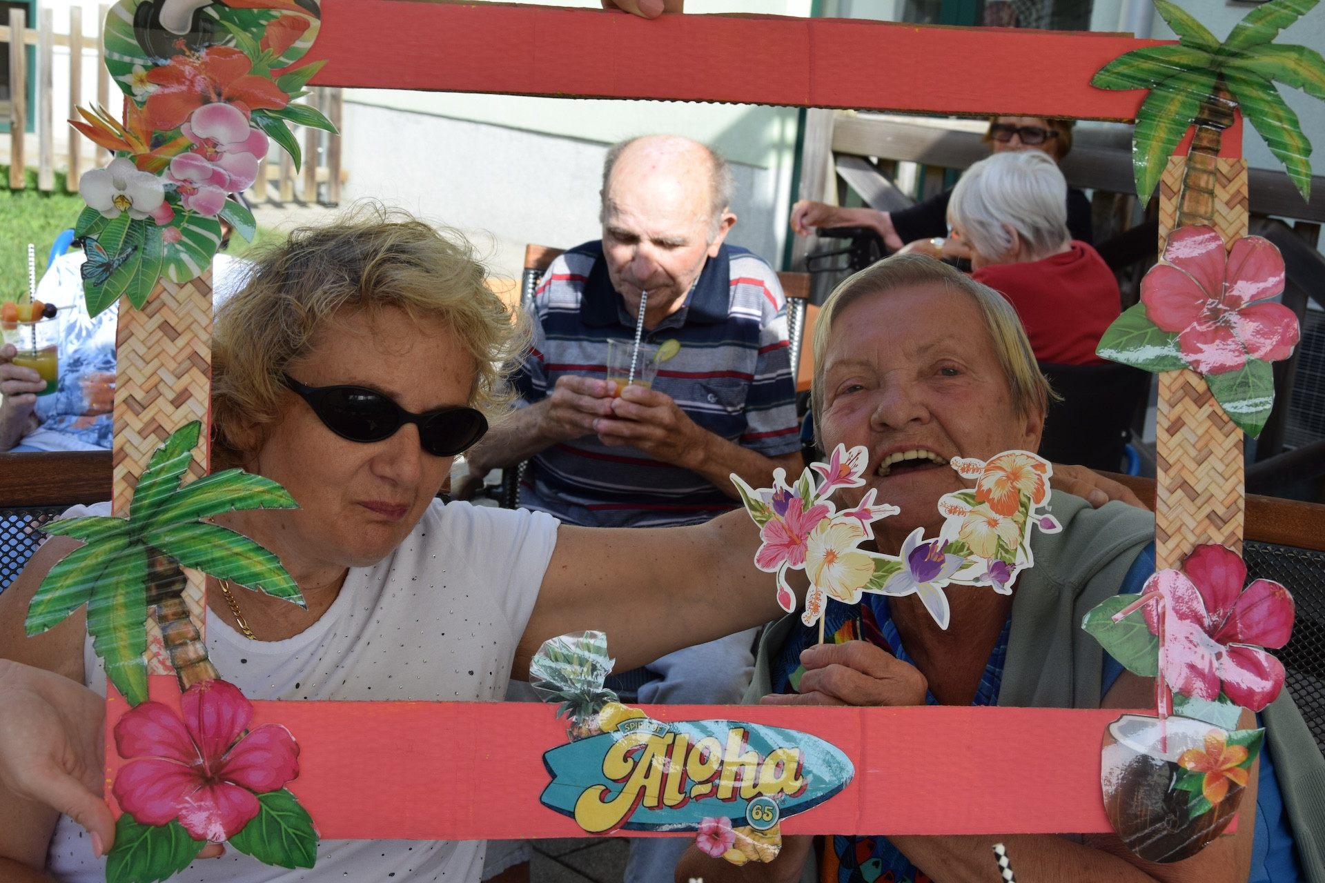 Ta veseli petek - Tropski viharnik