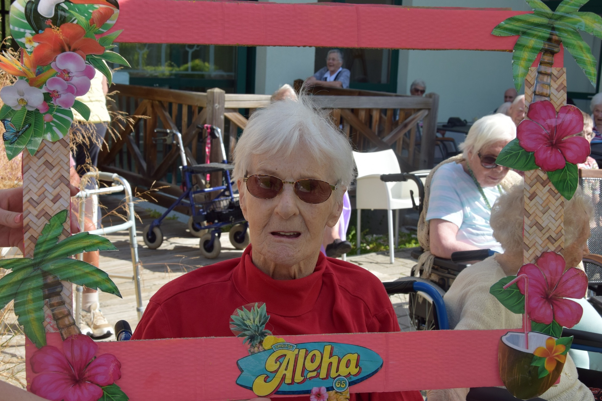 Ta veseli petek - Tropski viharnik