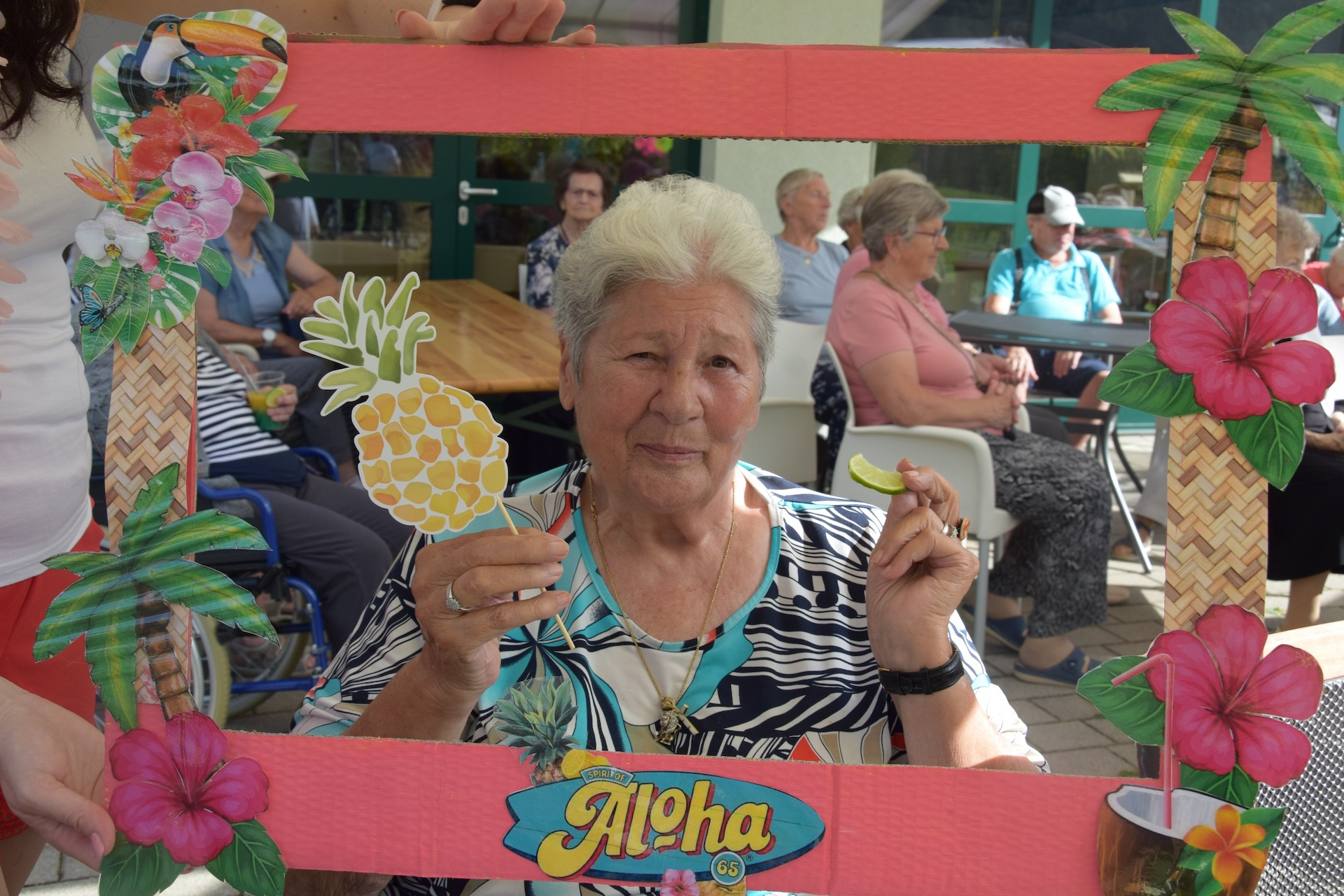 Ta veseli petek - Tropski viharnik