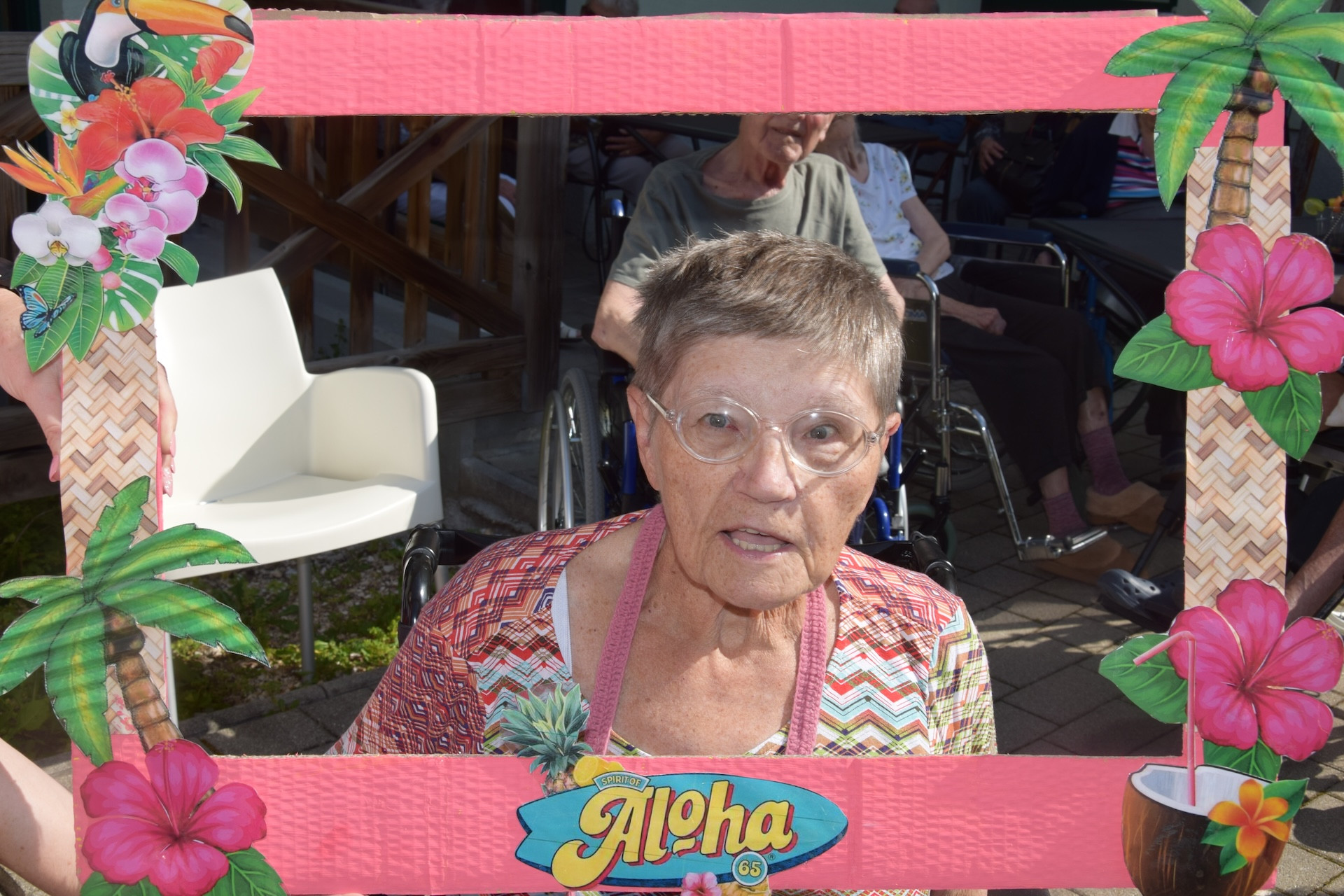 Ta veseli petek - Tropski viharnik