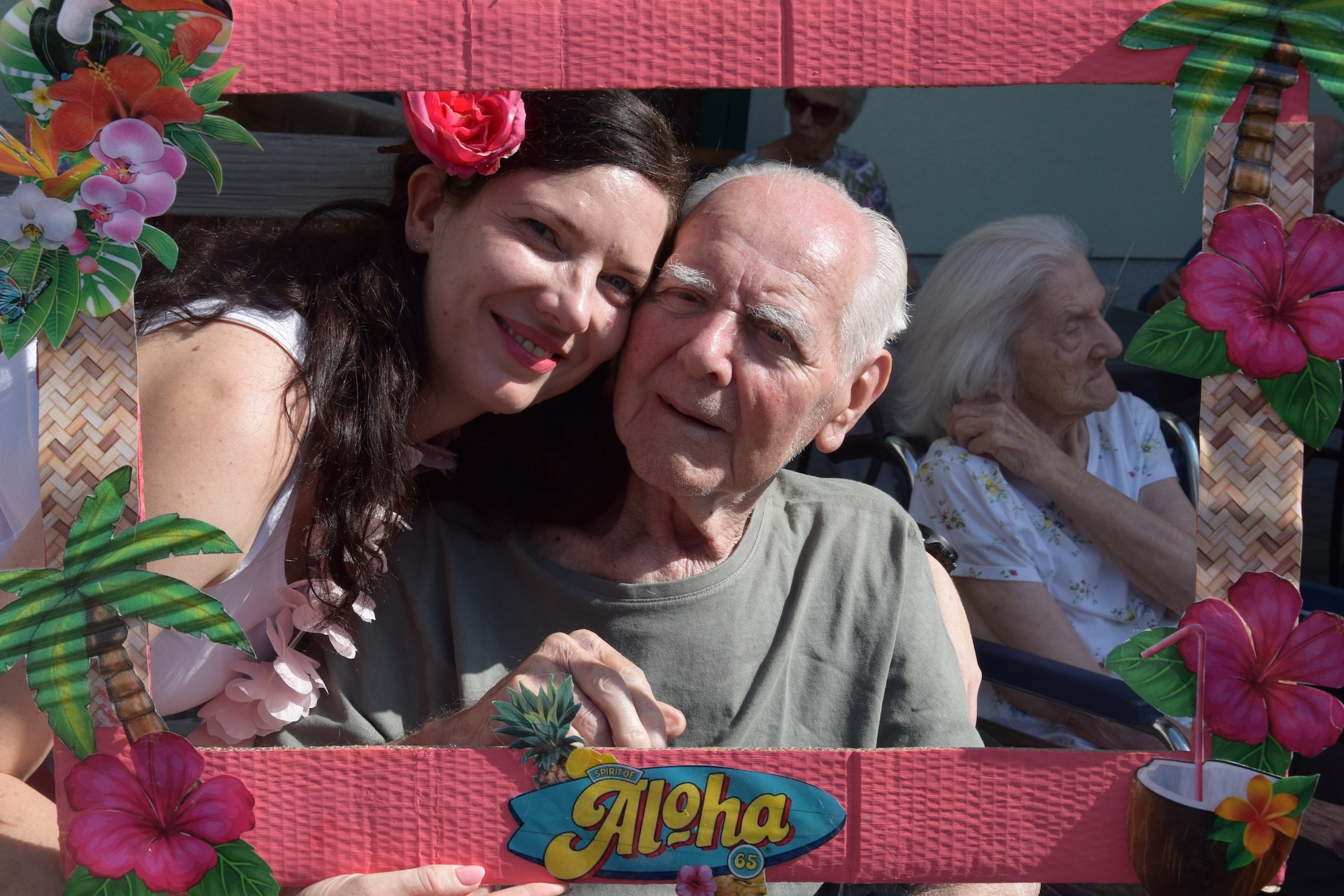 Ta veseli petek - Tropski viharnik