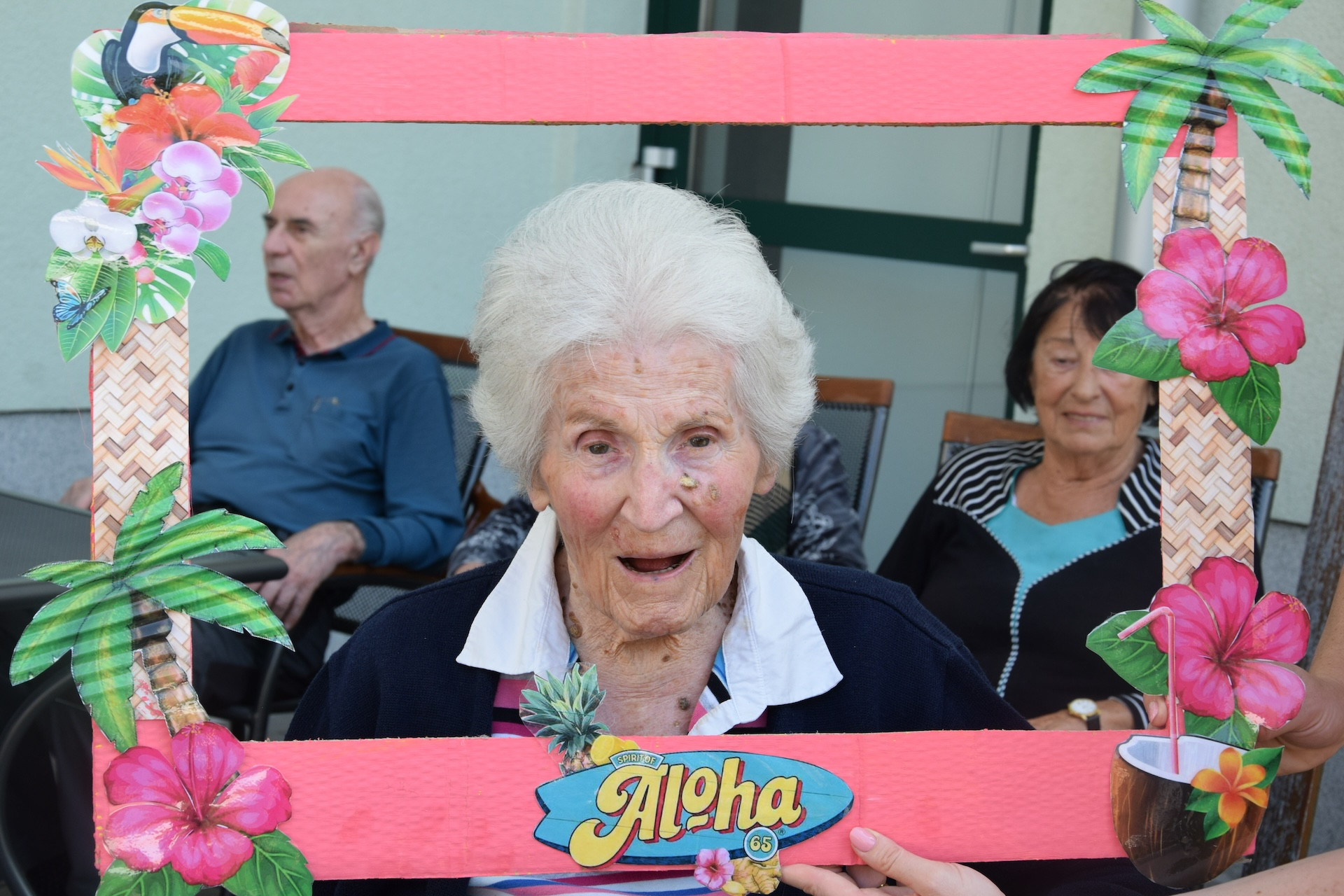 Ta veseli petek - Tropski viharnik