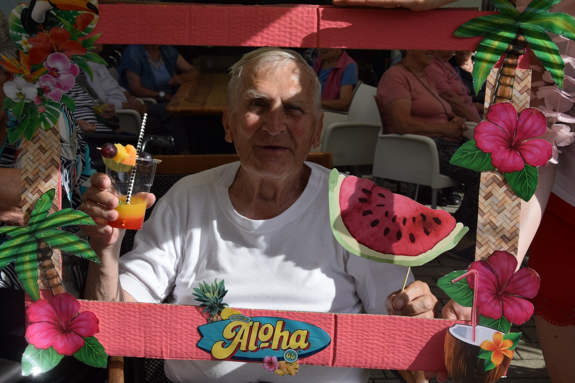 Ta veseli petek - Tropski viharnik