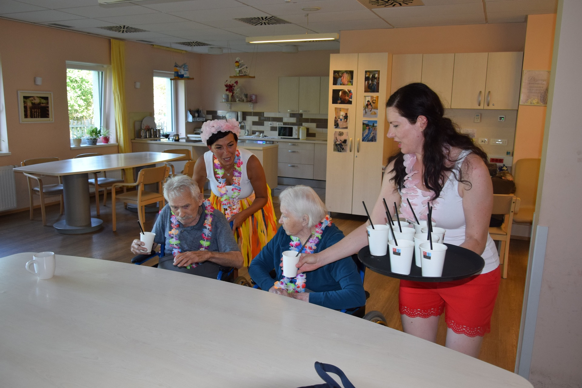 Ta veseli petek - Tropski viharnik