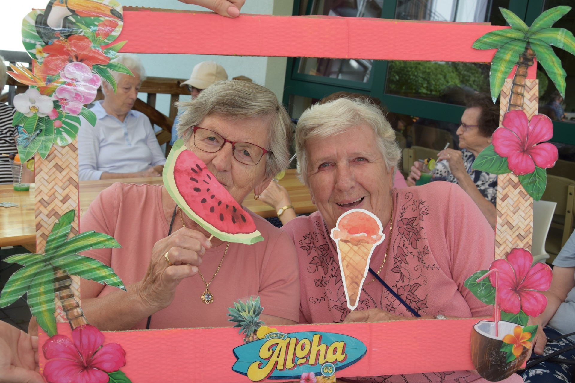 Ta veseli petek - Tropski viharnik