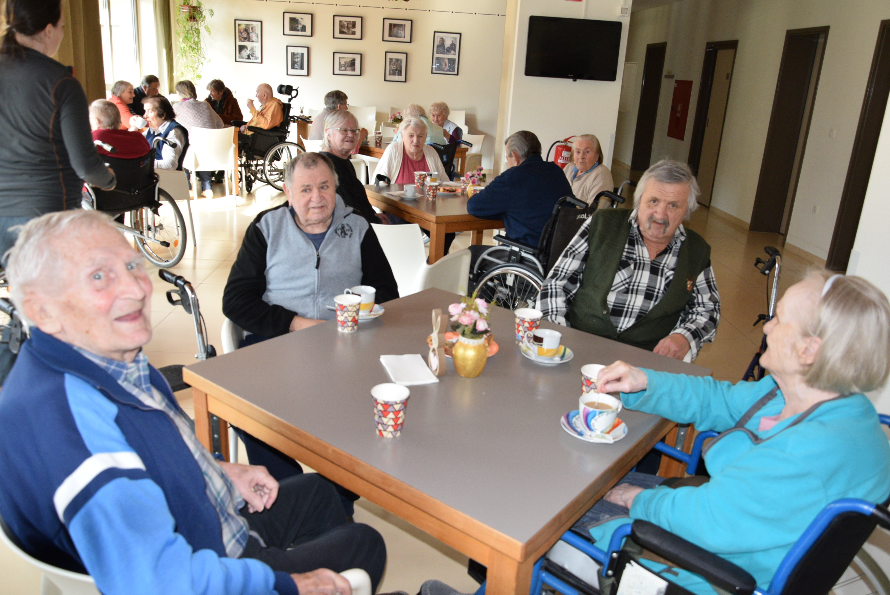 Ta veseli petek v avli