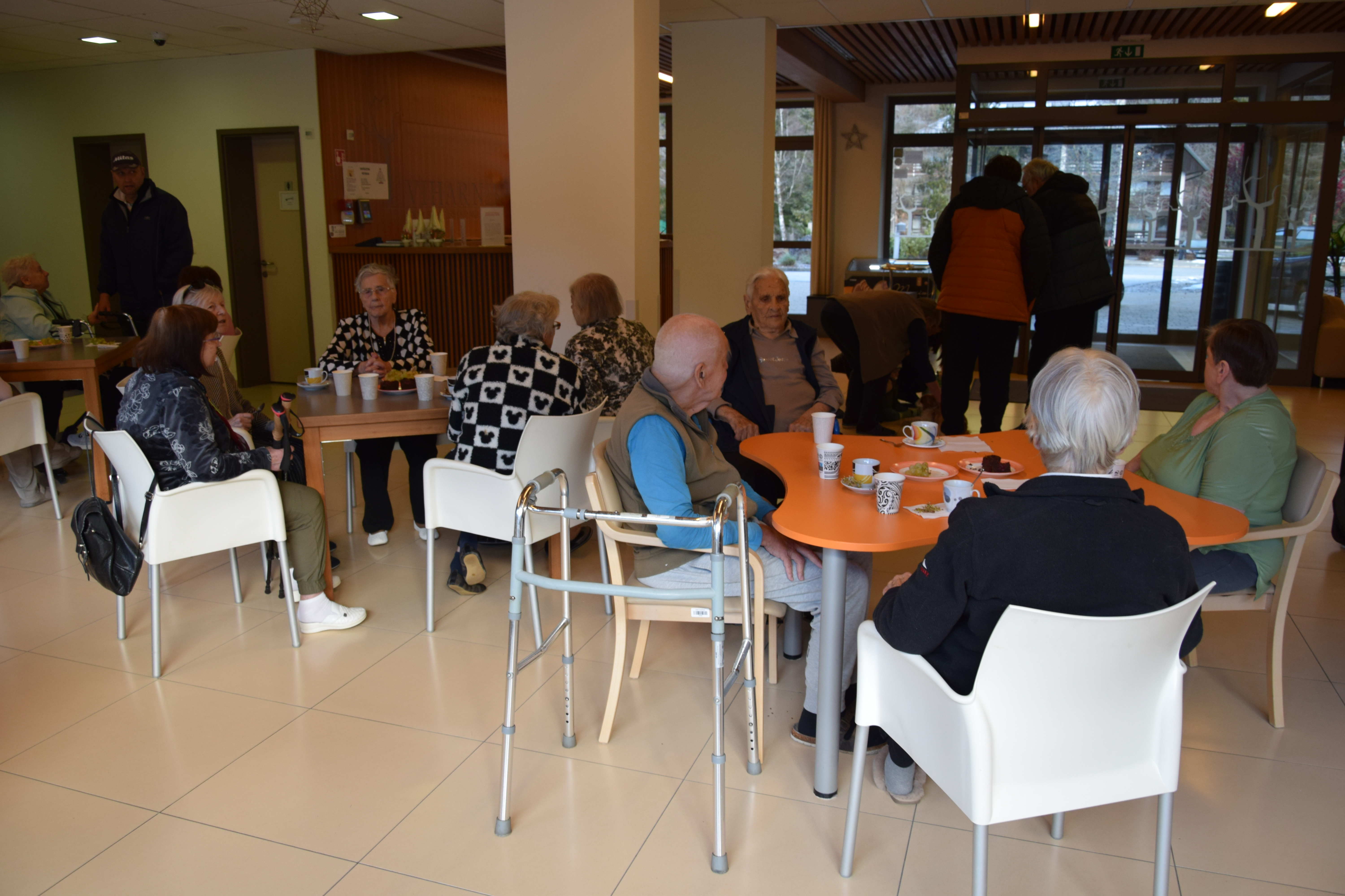 Ta veseli petek v avli