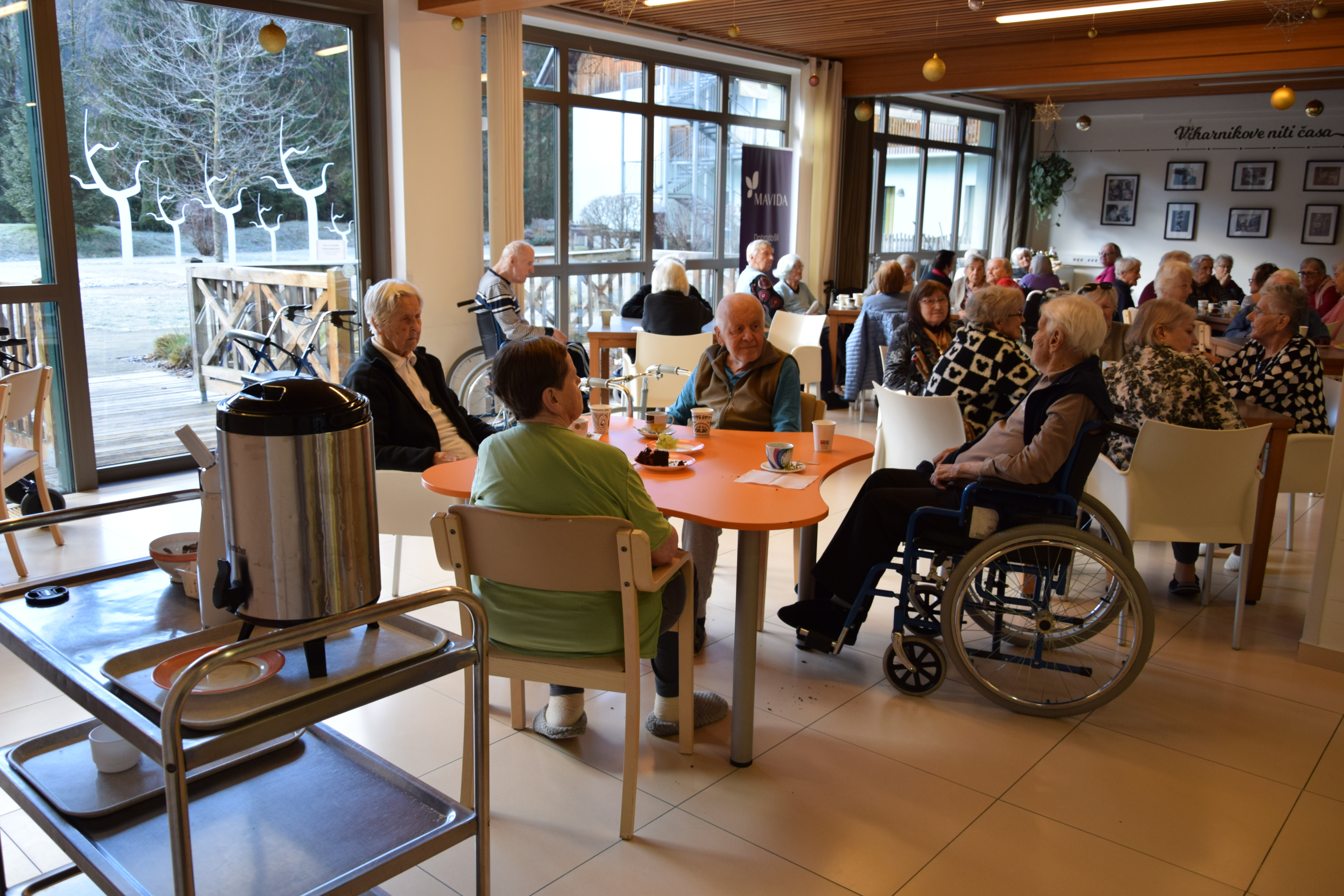 Ta veseli petek v avli