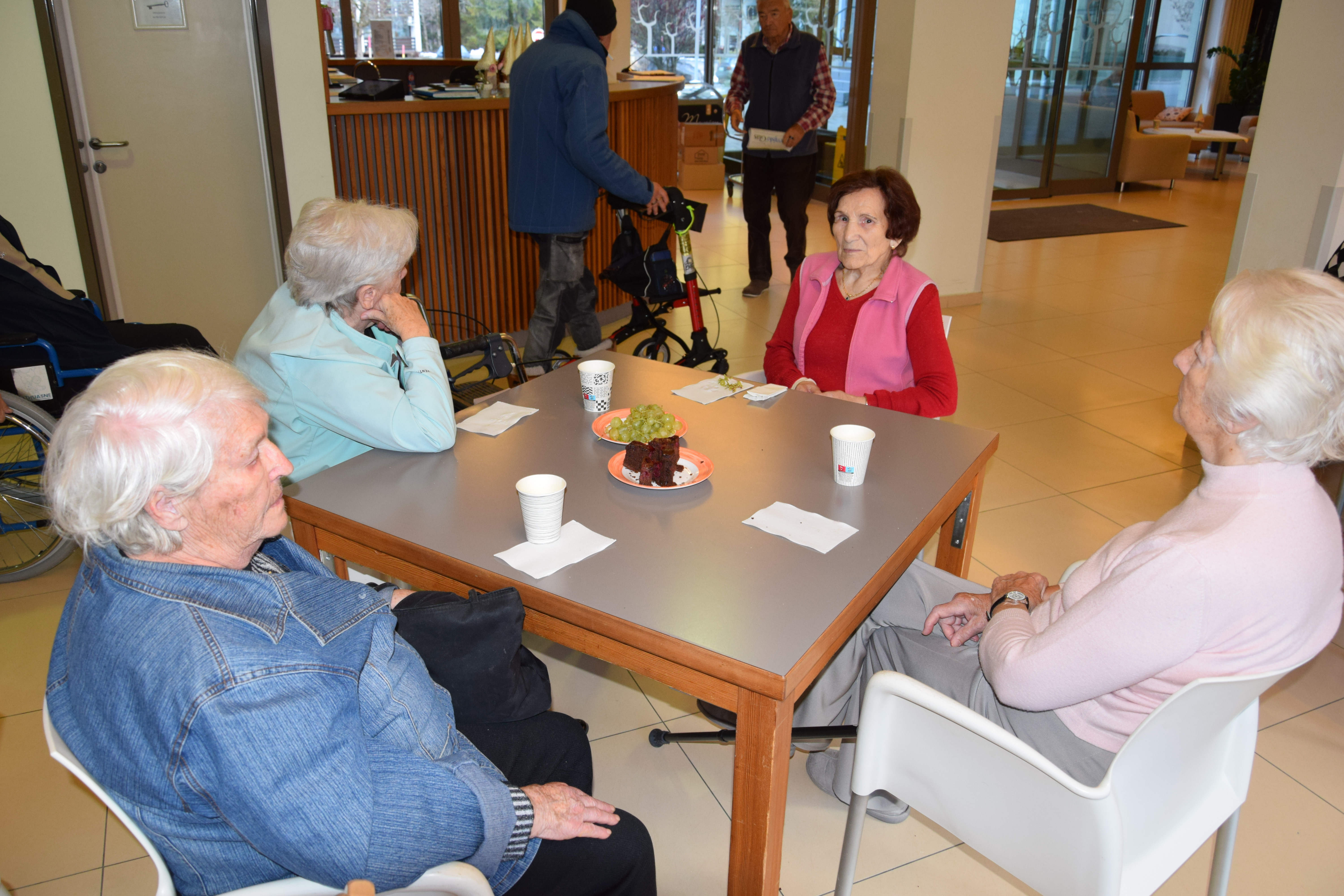 Ta veseli petek v avli