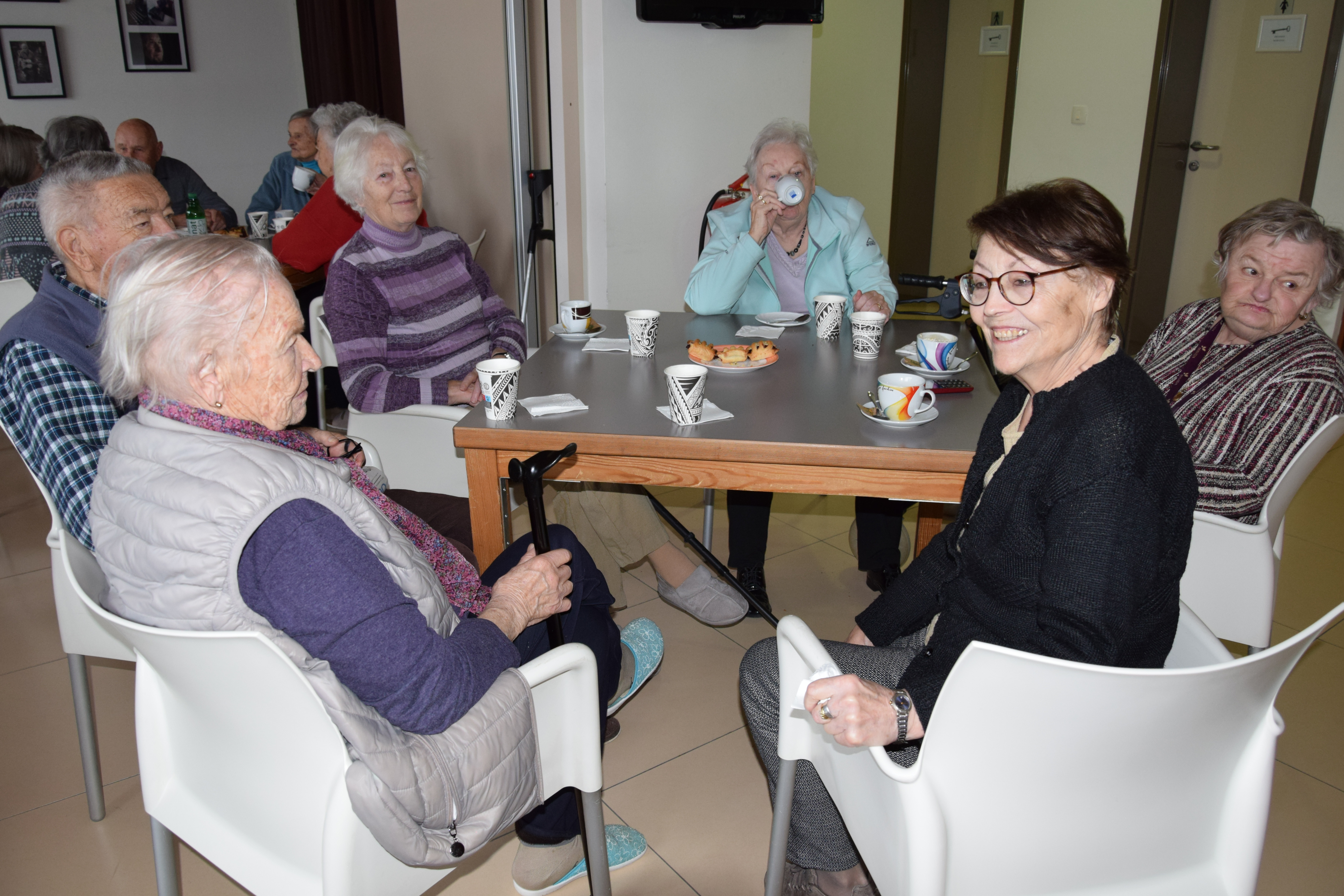 Ta veseli petek v avli