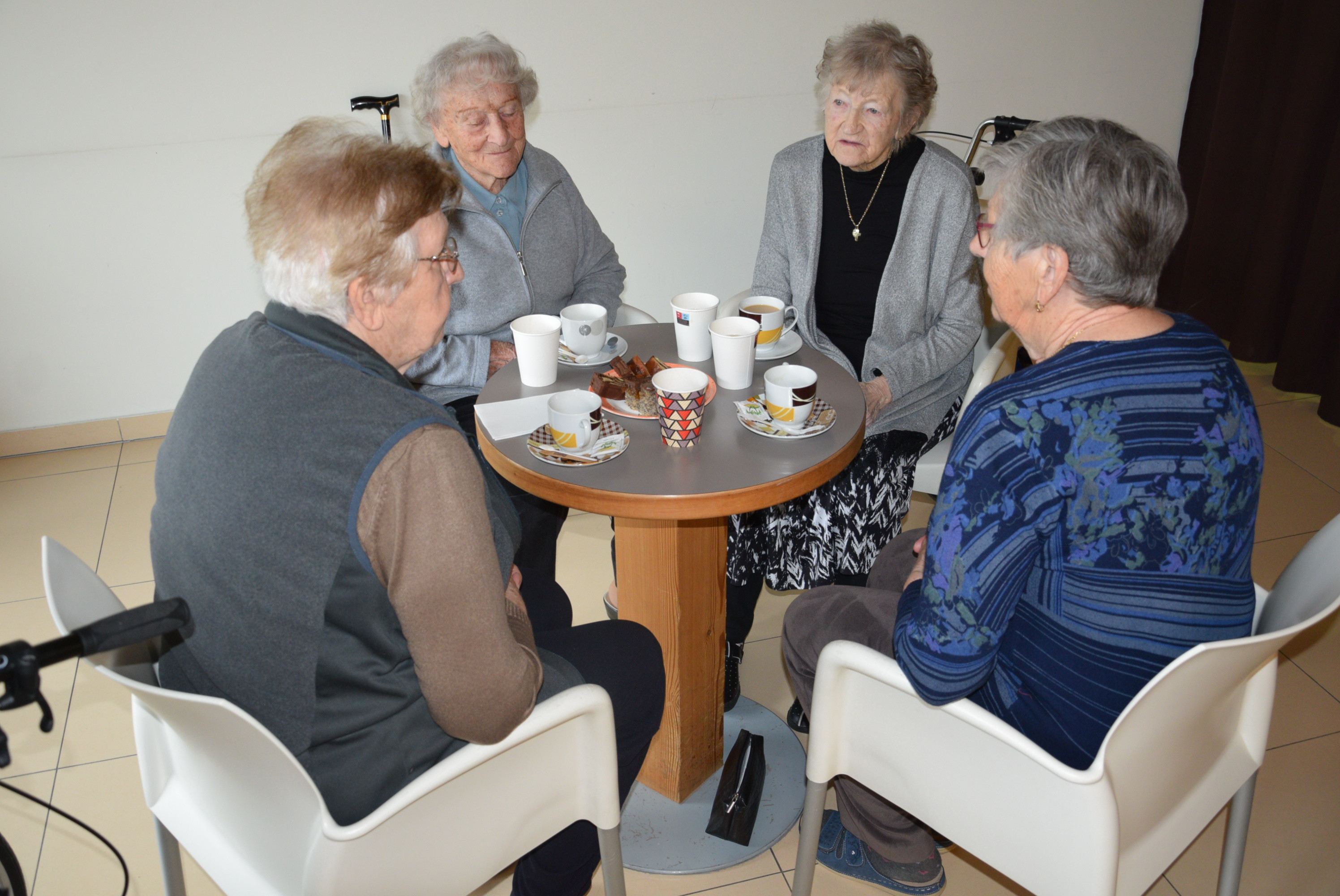 Ta veseli petek v avli