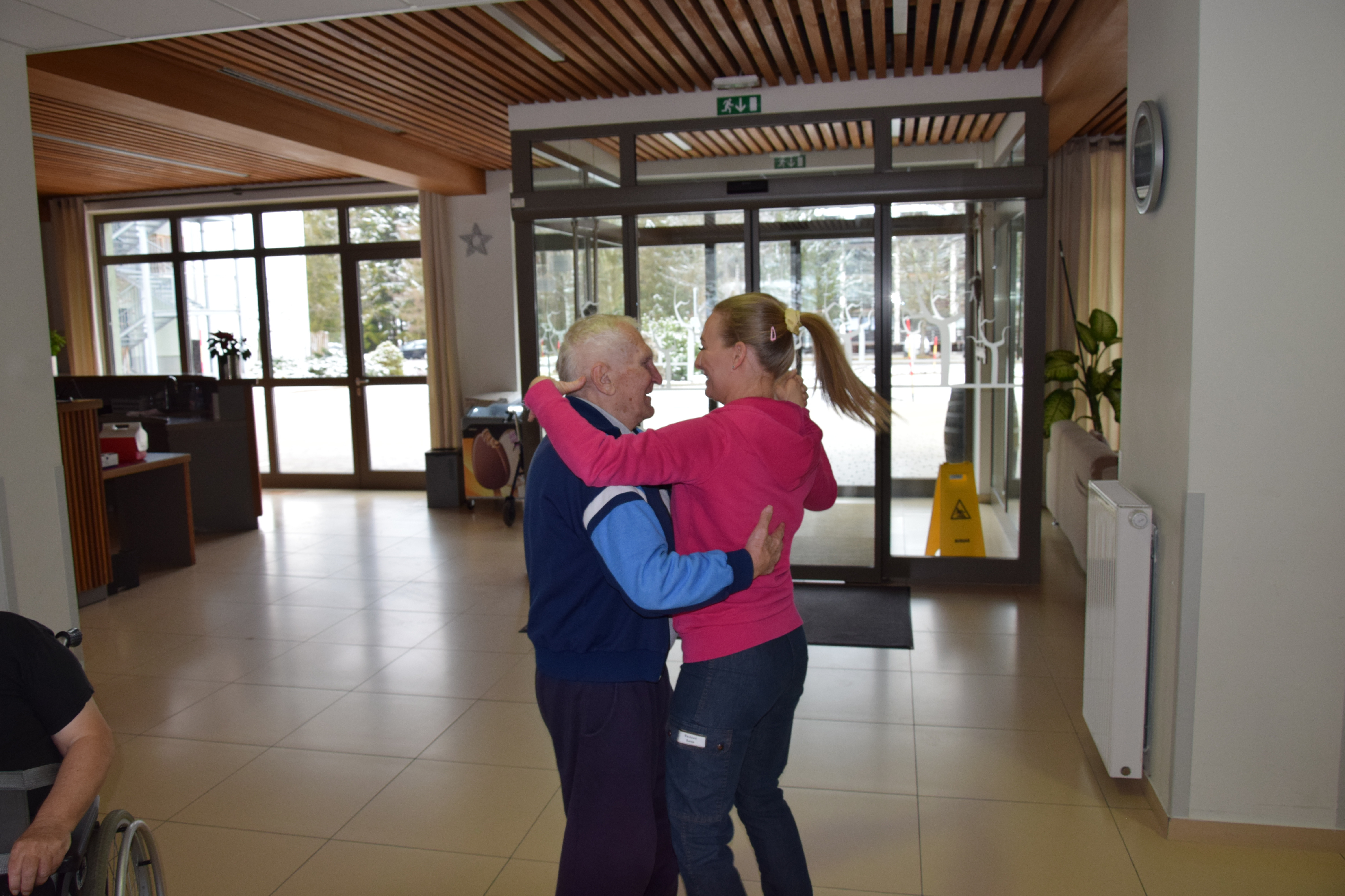 Ta veseli petek v avli