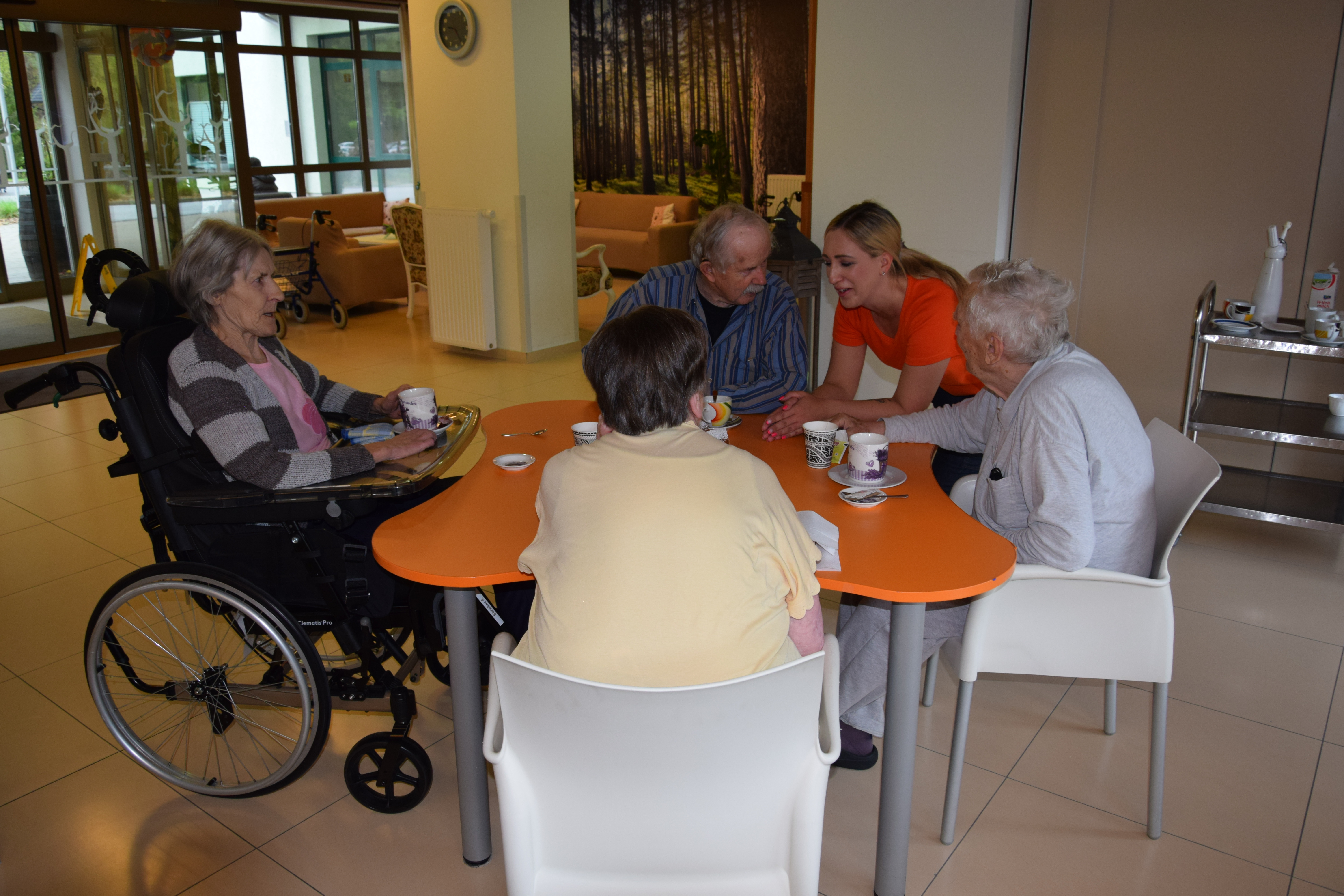 Ta veseli petek v avli