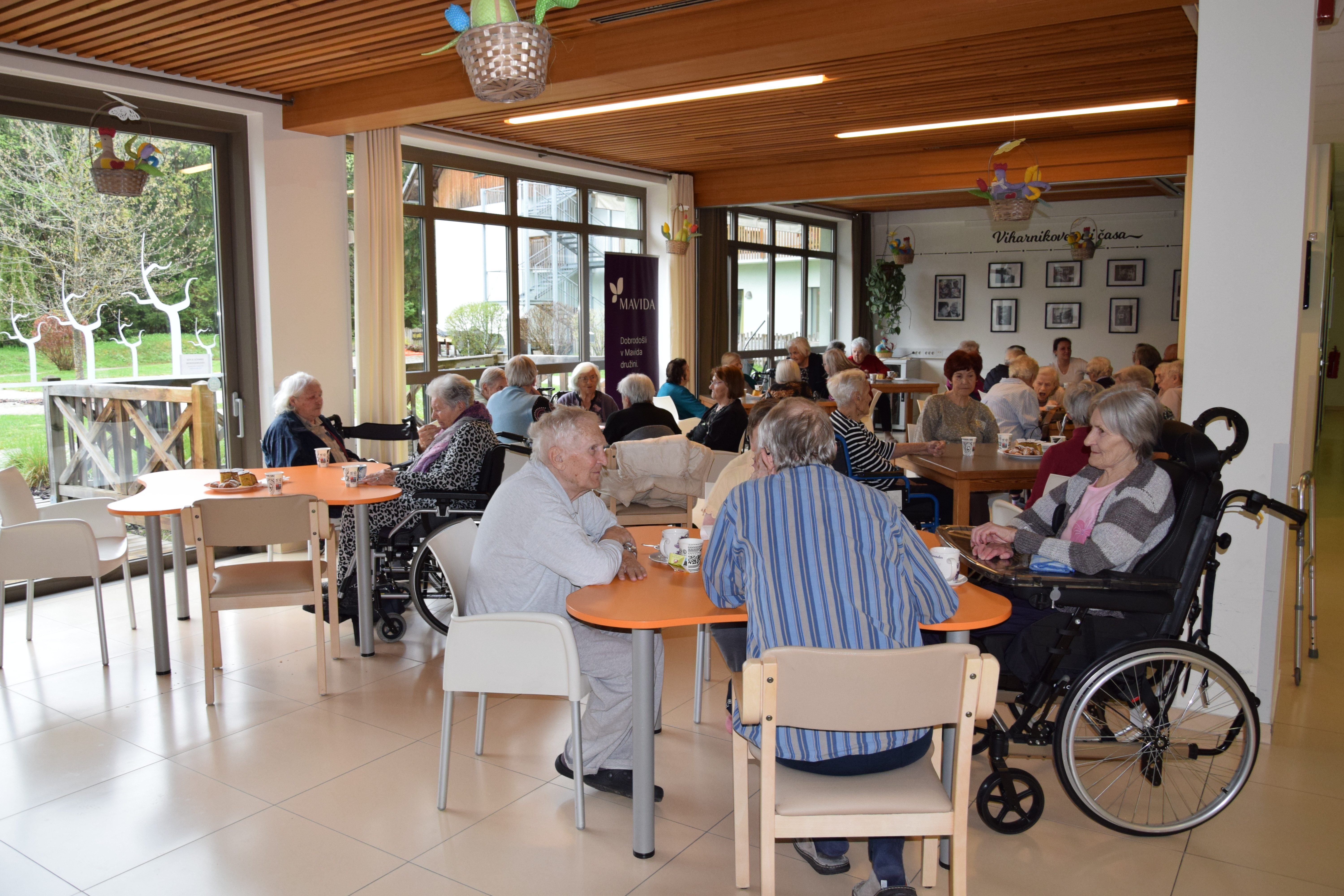 Ta veseli petek v avli