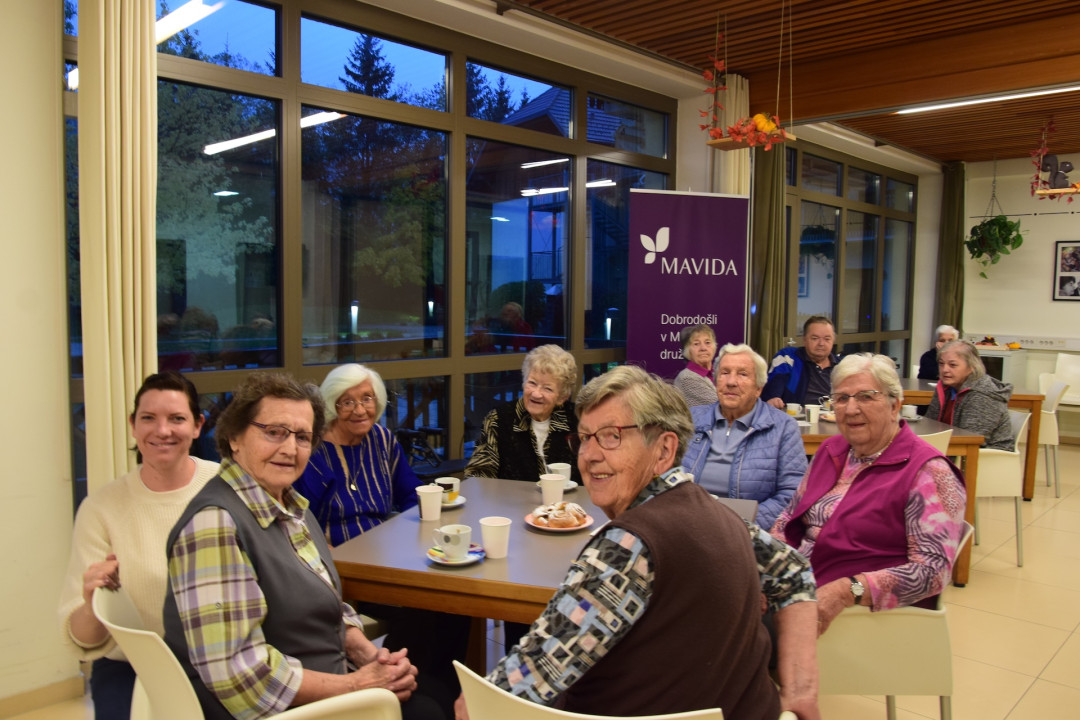 Ta veseli petek v avli