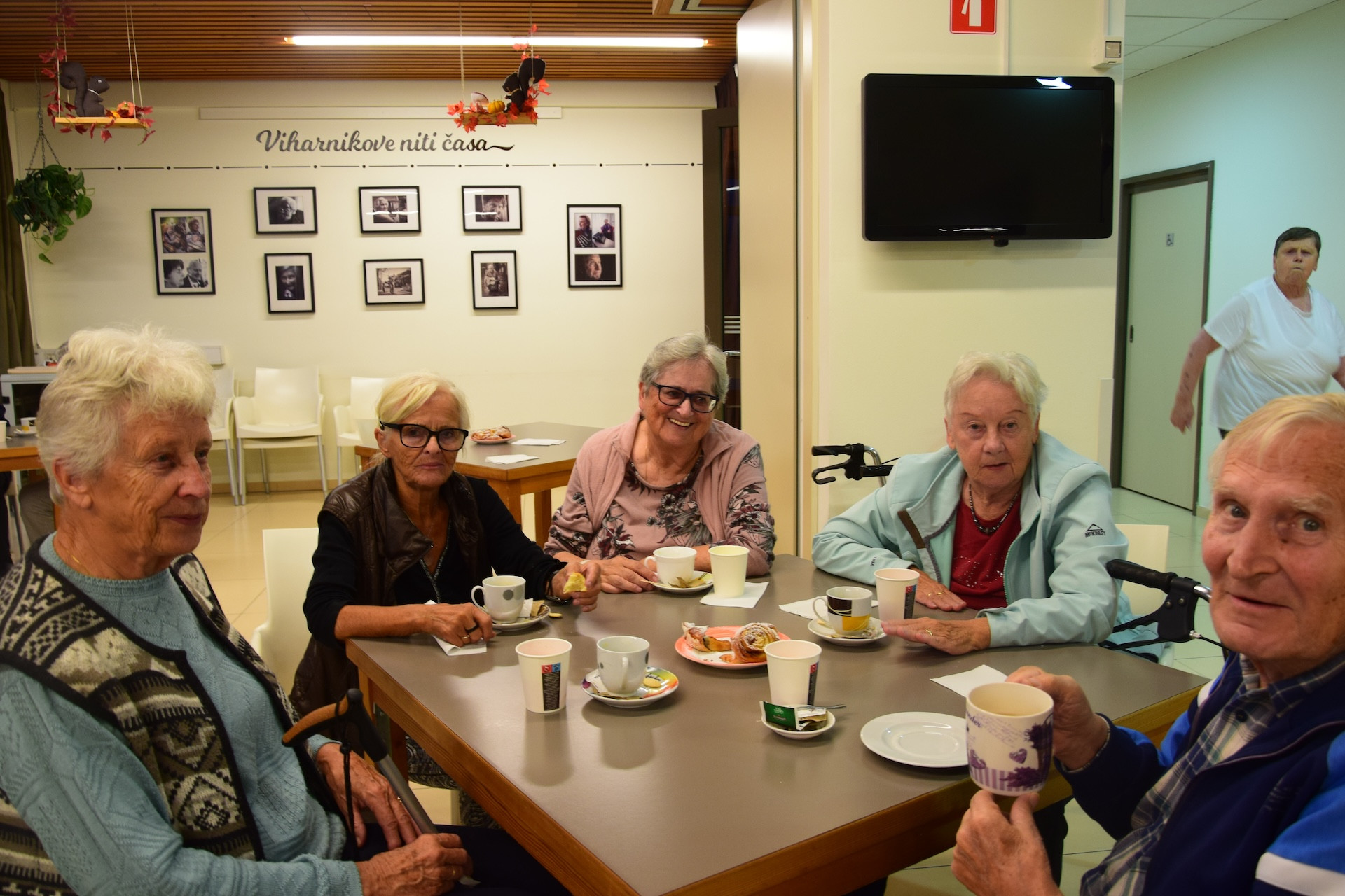 Ta veseli petek v avli