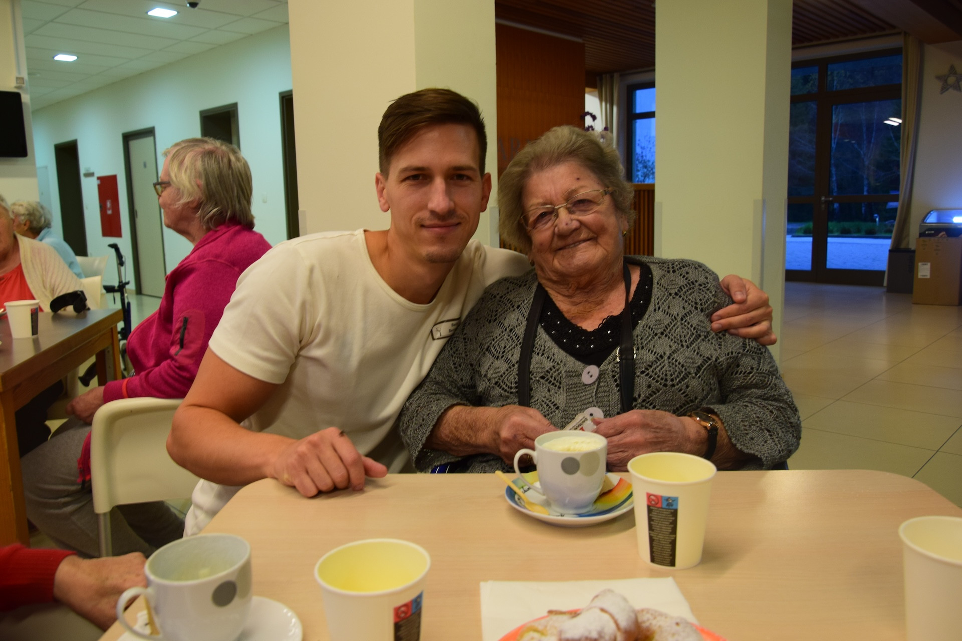 Ta veseli petek v avli