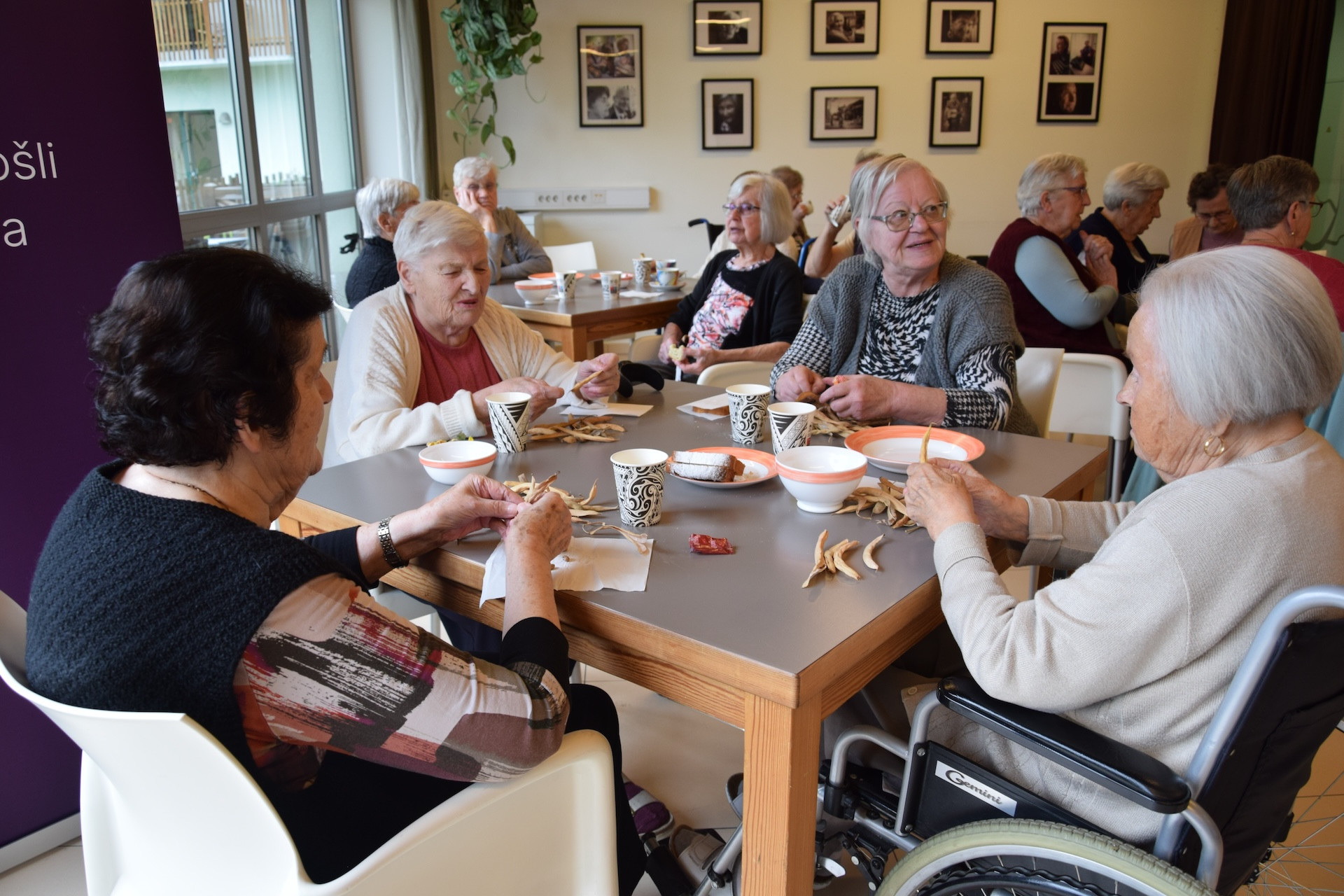 Ta veseli petek v avli