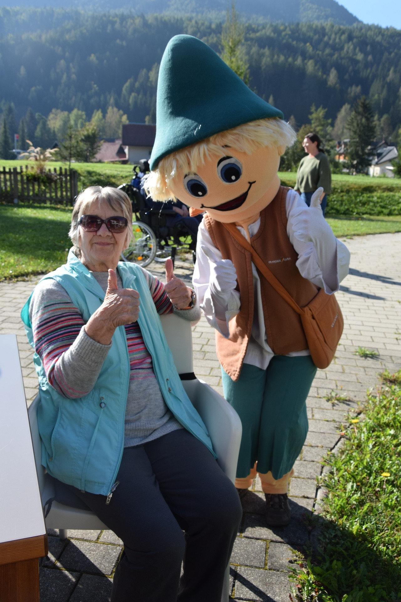 Ta veseli petek v parku doma