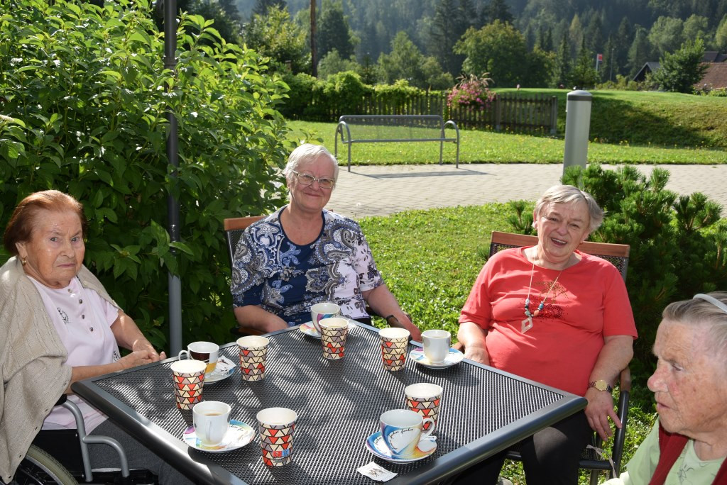 Ta veseli petek v parku doma