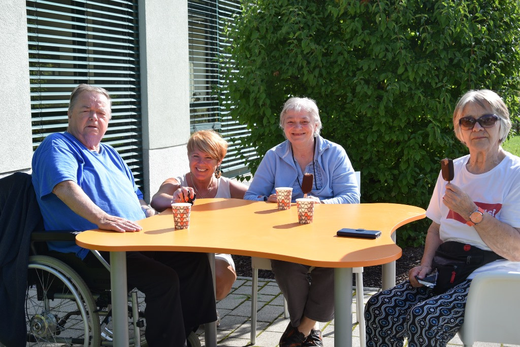 Ta veseli petek v parku doma