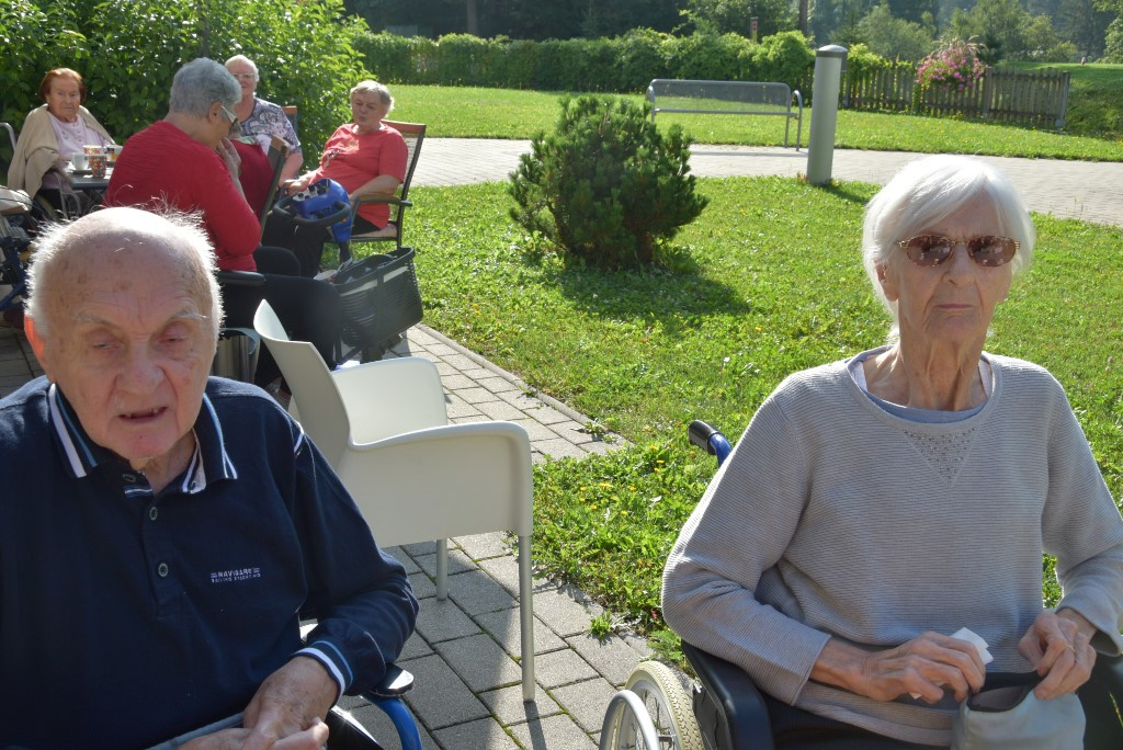 Ta veseli petek v parku doma