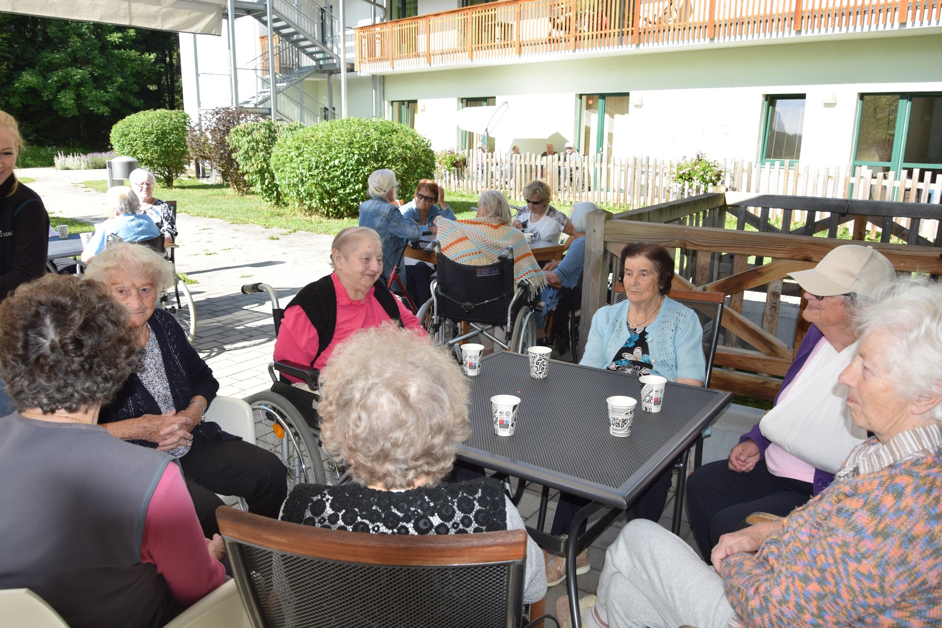 Ta veseli petek v parku doma