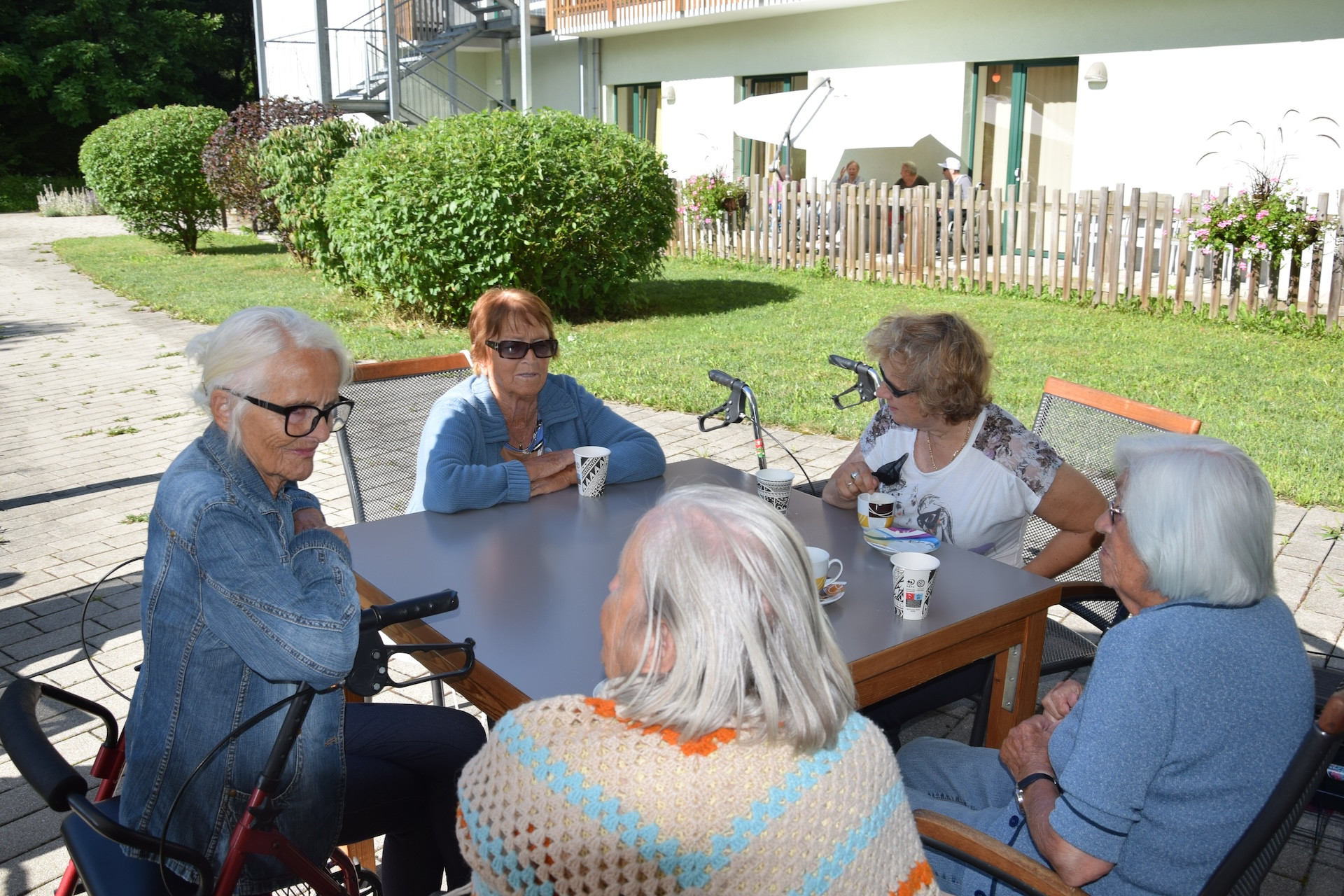 Ta veseli petek v parku doma