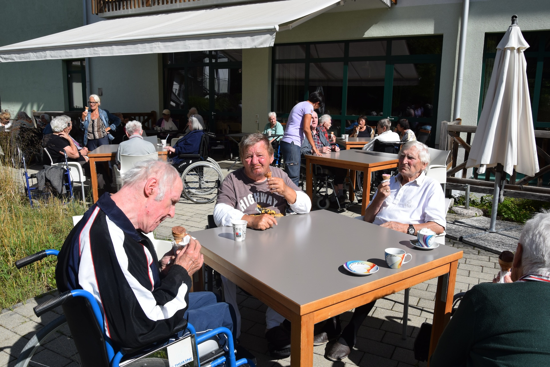 Ta veseli petek v parku doma